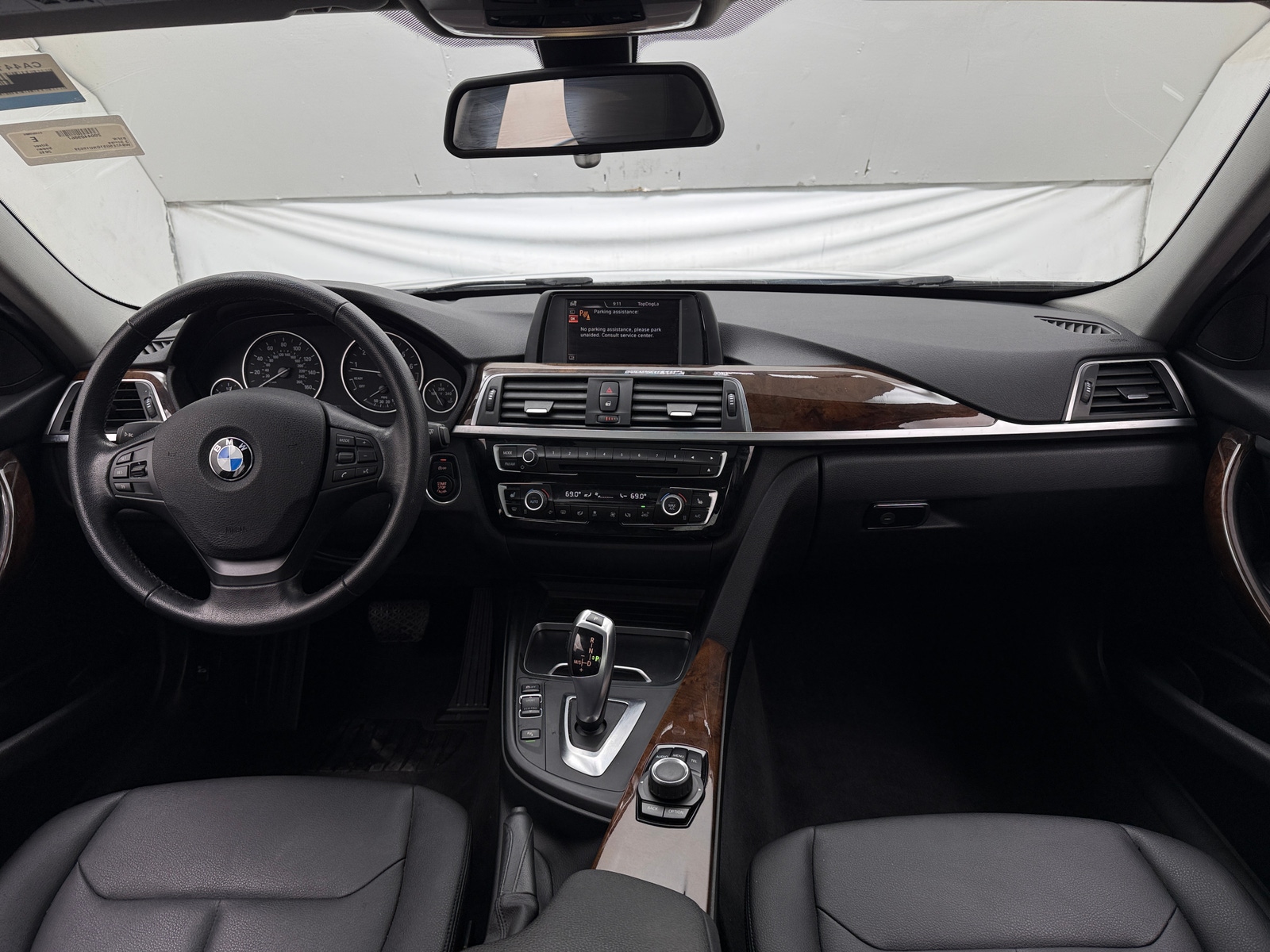 Thumbnail: 2016 BMW 3 Series - 3