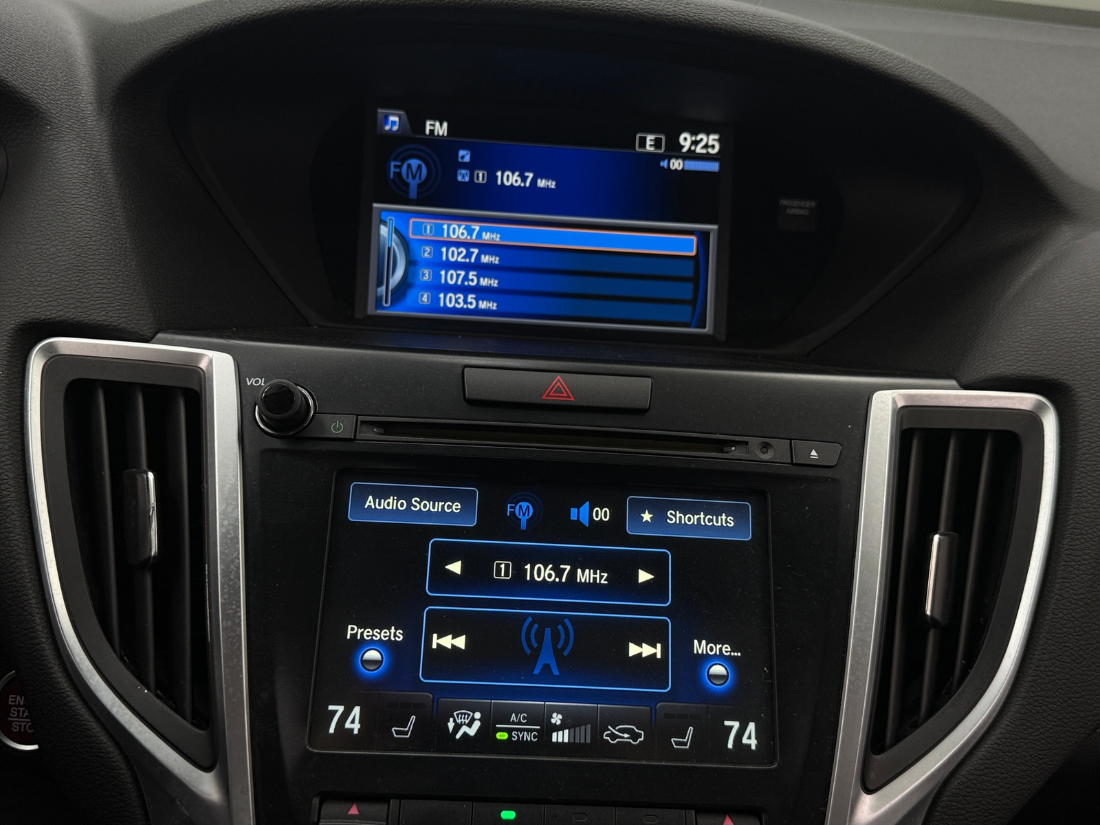 Thumbnail: 2015 Acura TLX - 3