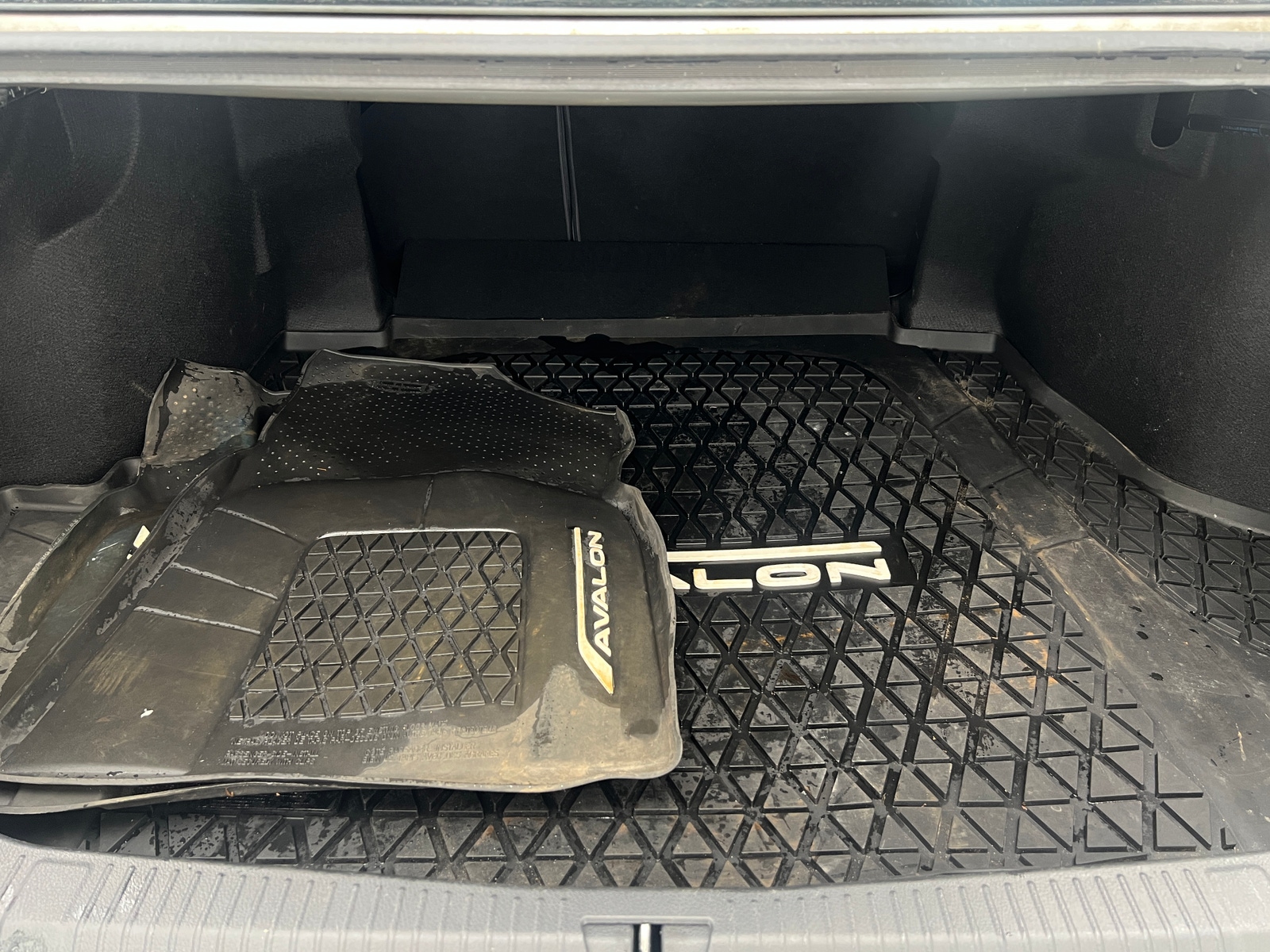 Thumbnail: 2020 Toyota Avalon - 6