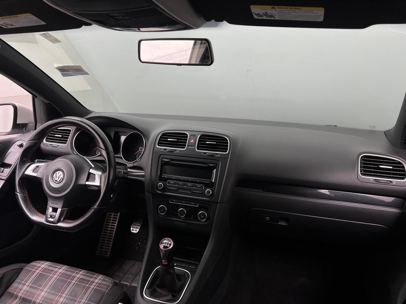 Thumbnail: 2013 Volkswagen Golf - 3