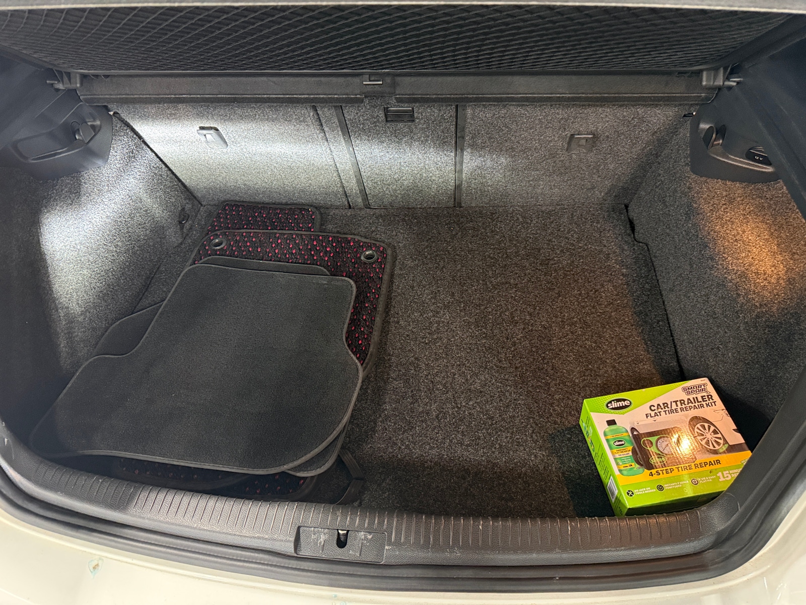 Thumbnail: 2013 Volkswagen Golf - 6