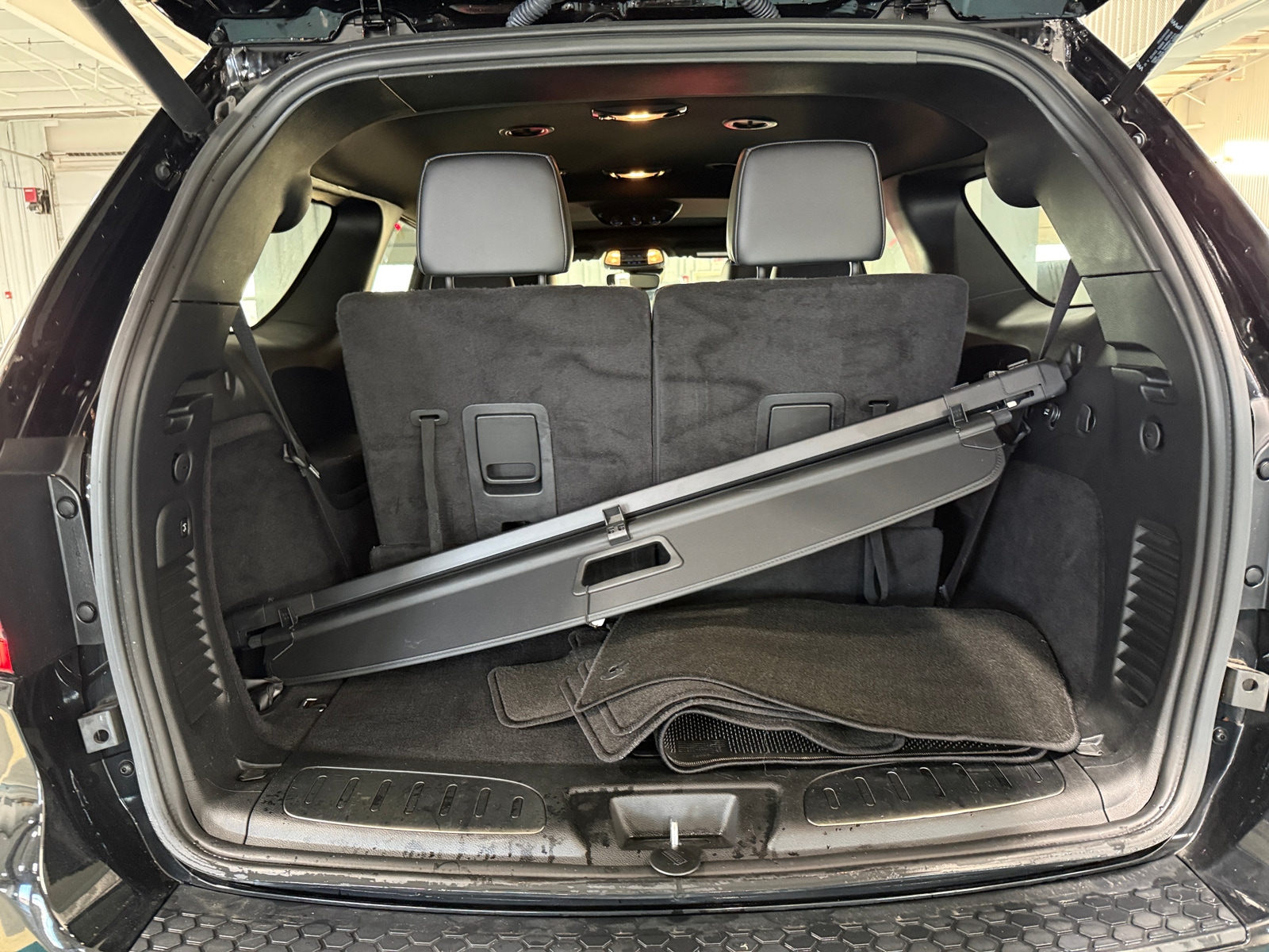 Thumbnail: 2022 Dodge Durango - 6