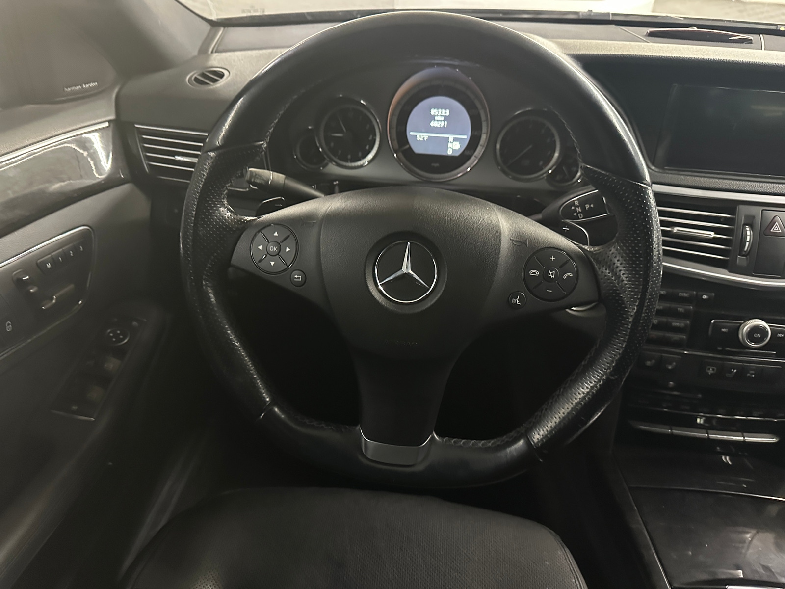 Thumbnail: 2011 Mercedes-Benz E-Class - 4