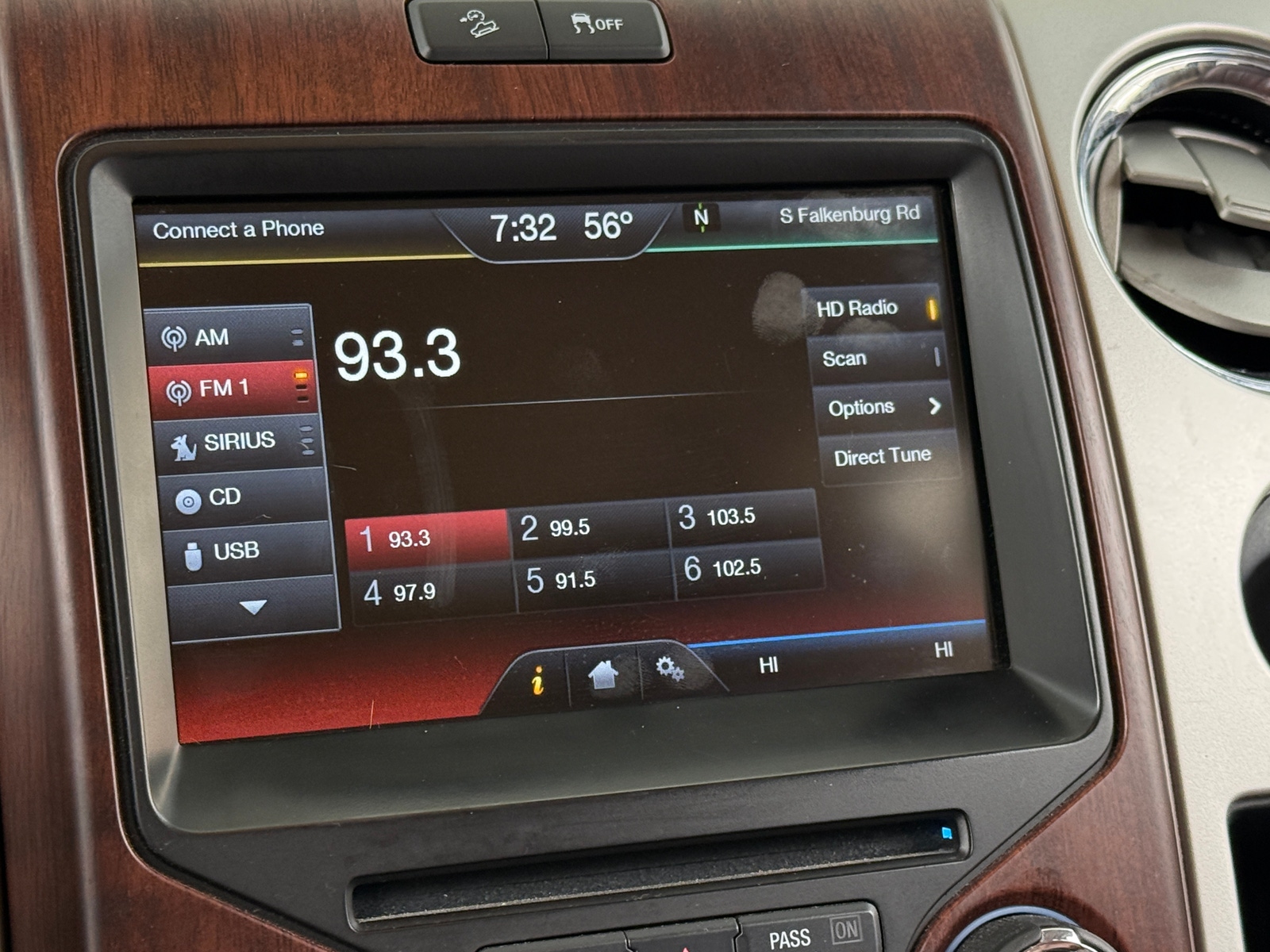 Thumbnail: 2013 Ford Econoline - 3