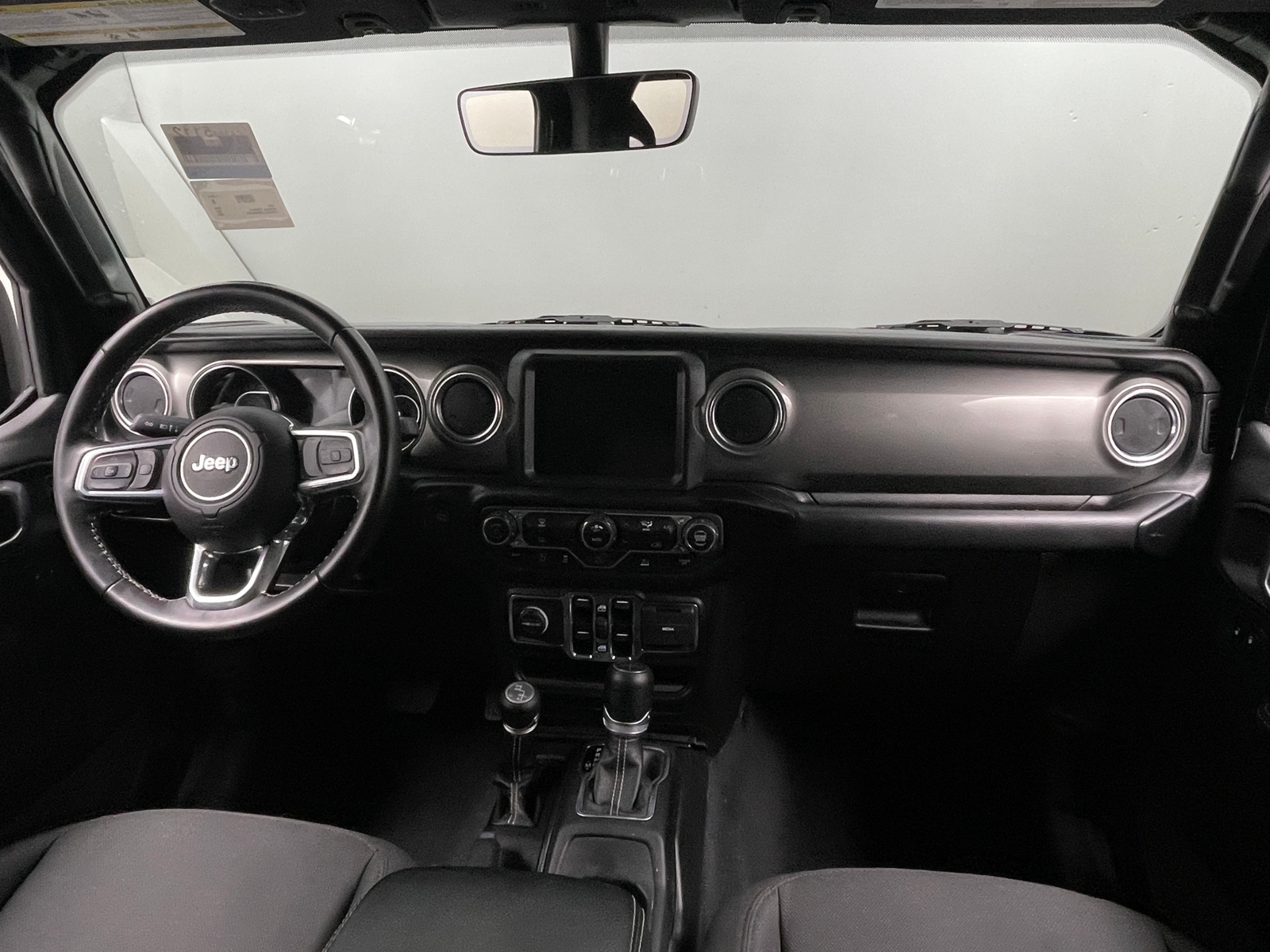 Thumbnail: 2022 Jeep Wrangler - 3