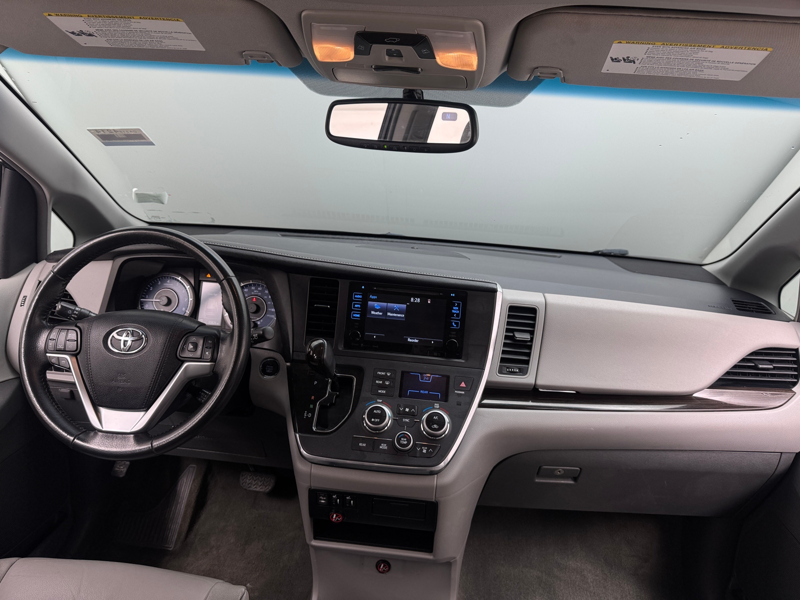 Thumbnail: 2017 Toyota Sienna - 2