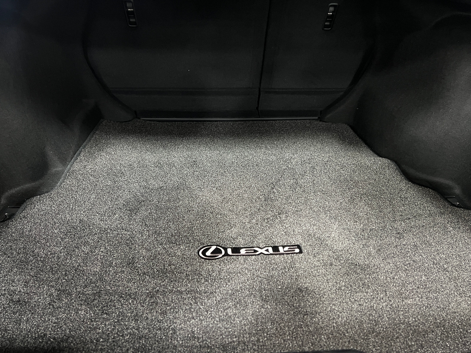 Thumbnail: 2023 Lexus IS - 6