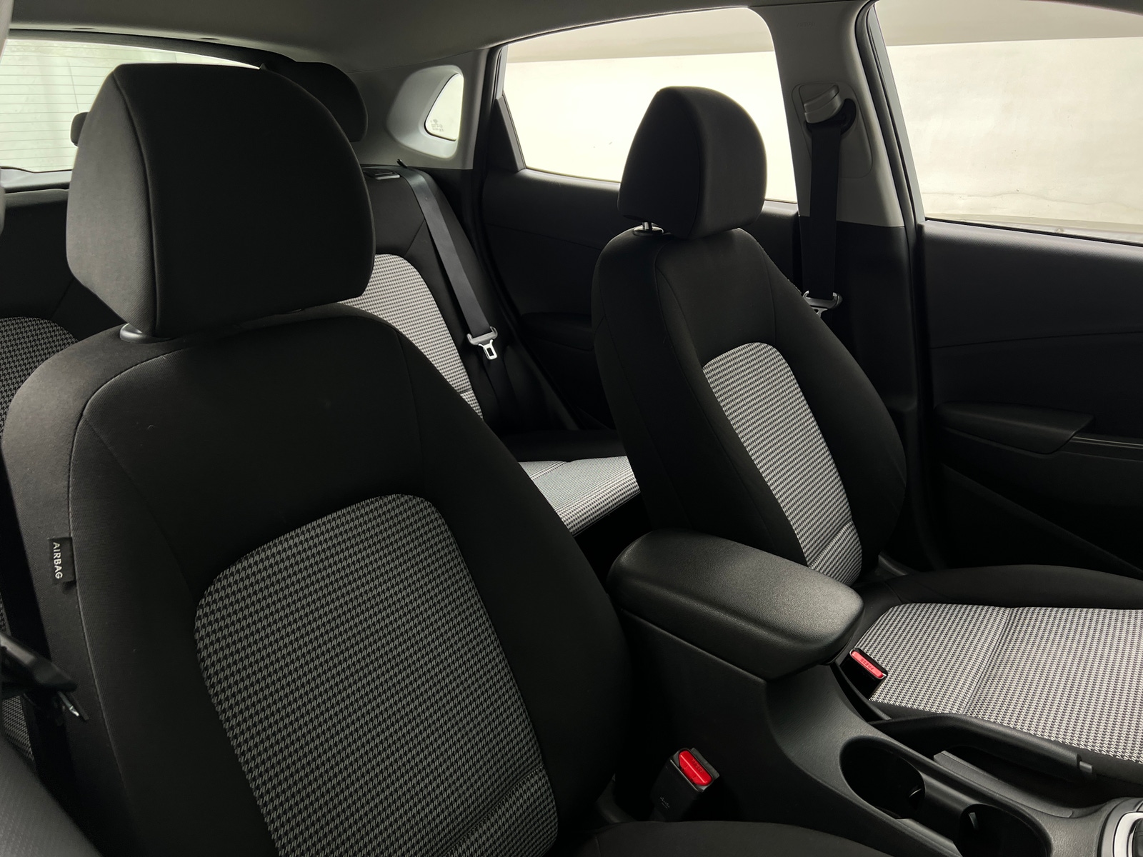 Thumbnail: 2020 Hyundai Kona - 2