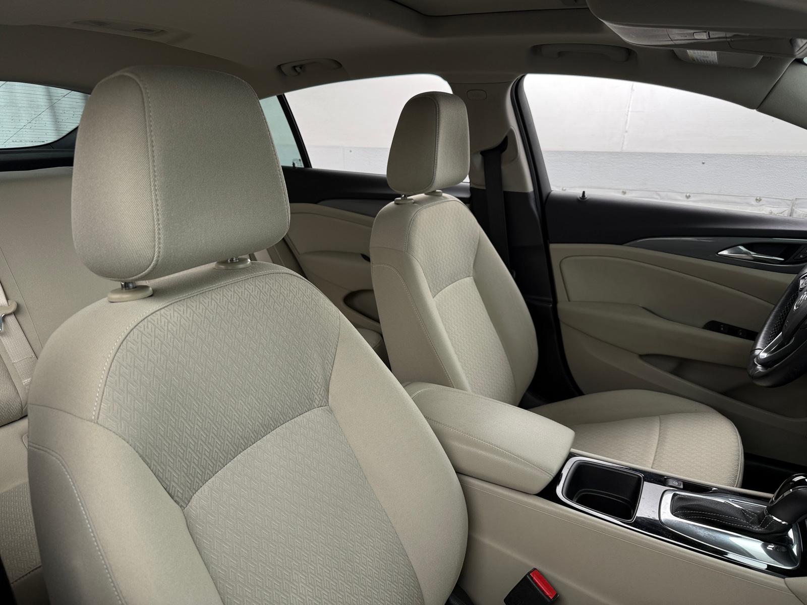 Thumbnail: 2019 Buick Regal - 2