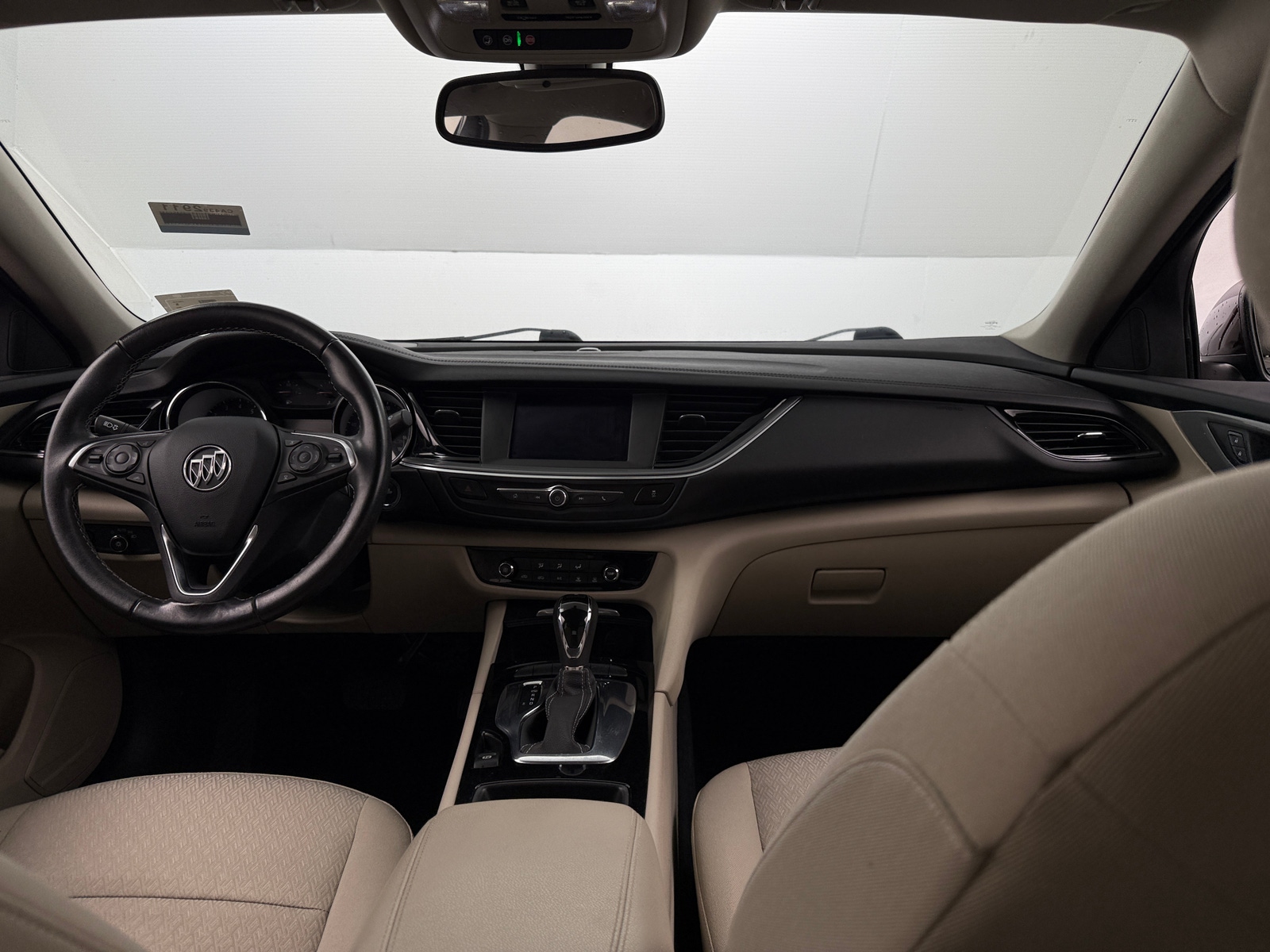 Thumbnail: 2019 Buick Regal - 3