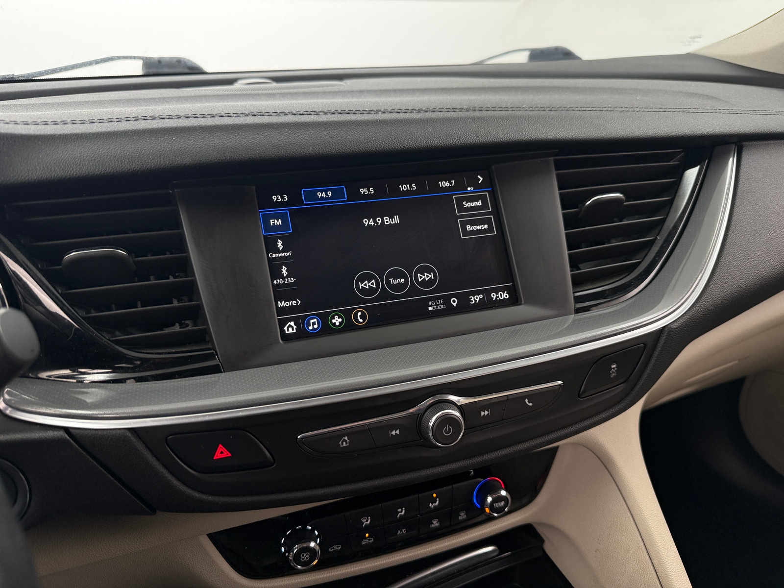 Thumbnail: 2019 Buick Regal - 4