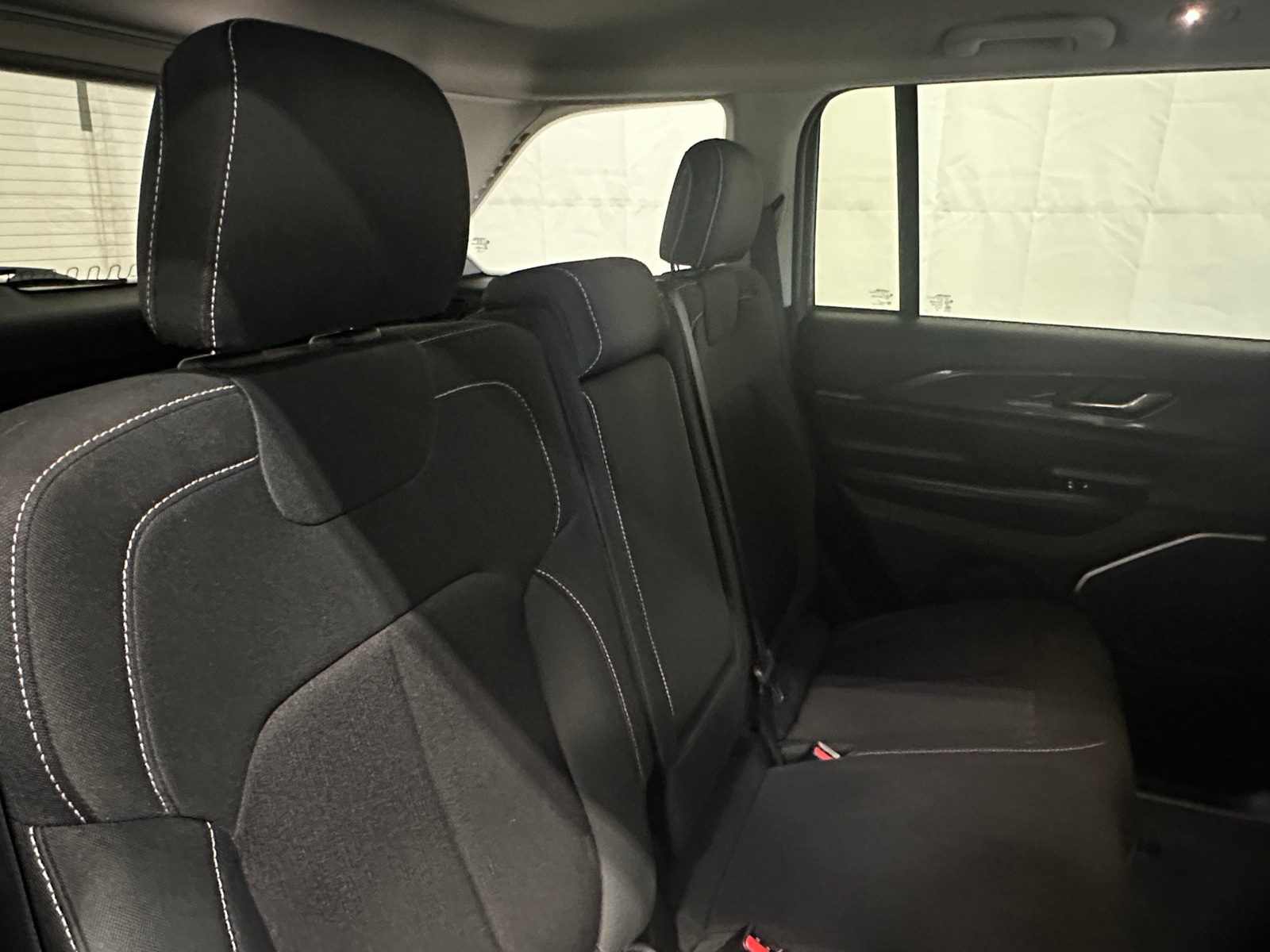 Thumbnail: 2022 Jeep Grand Cherokee - 6