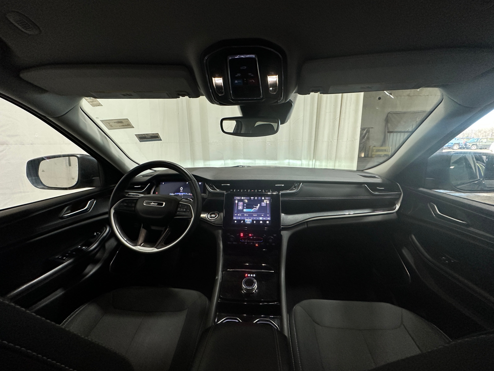 Thumbnail: 2022 Jeep Grand Cherokee - 3