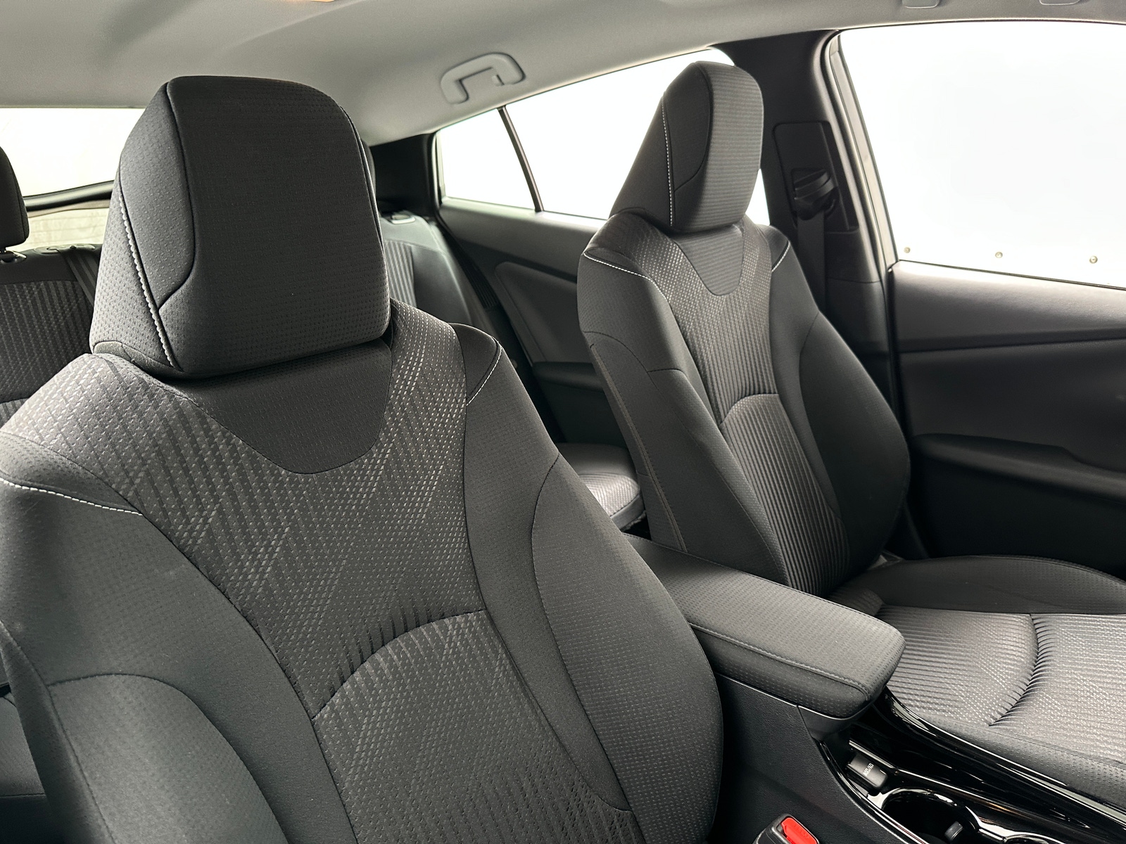 Thumbnail: 2022 Toyota Prius Prime - 2