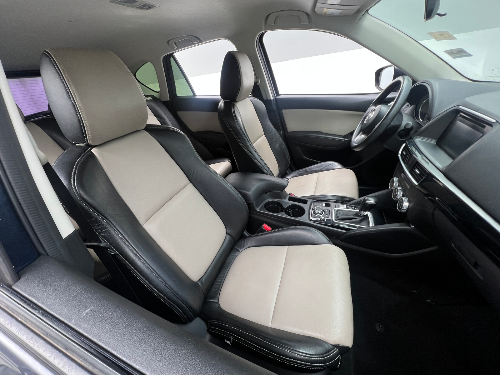 Thumbnail: 2016 Mazda CX-5 - 2