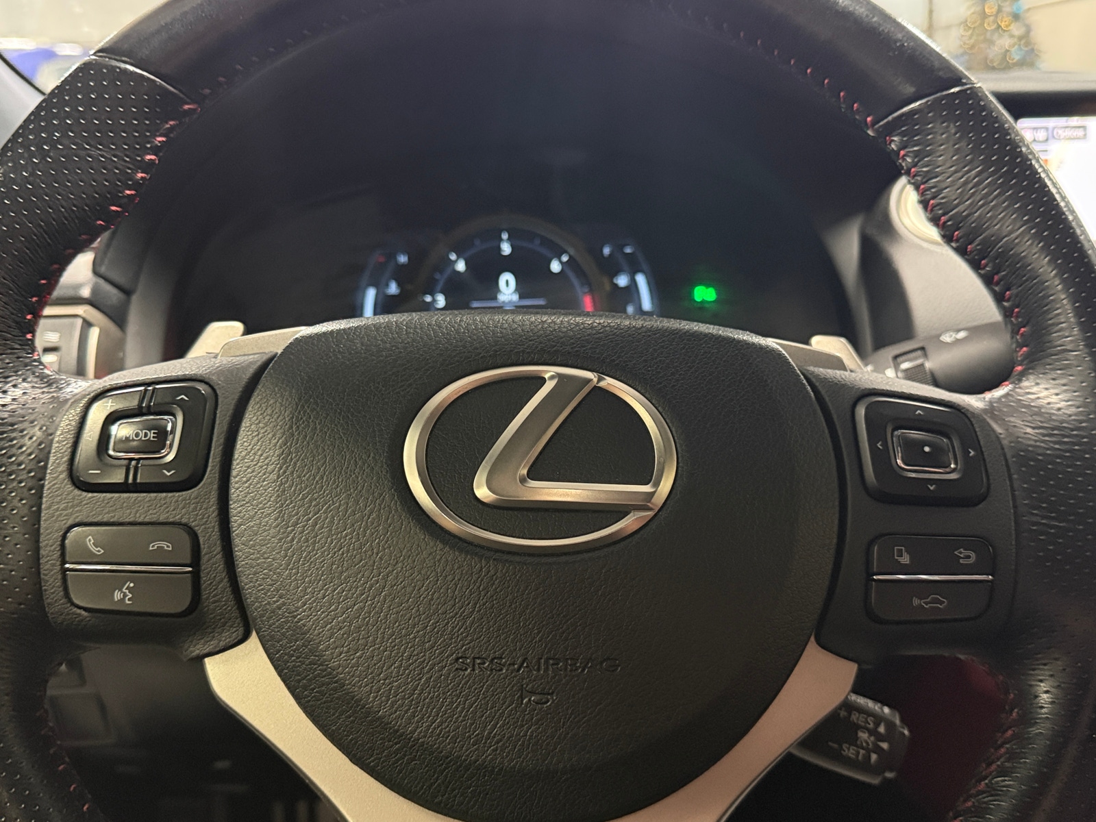 Thumbnail: 2017 Lexus RC - 3