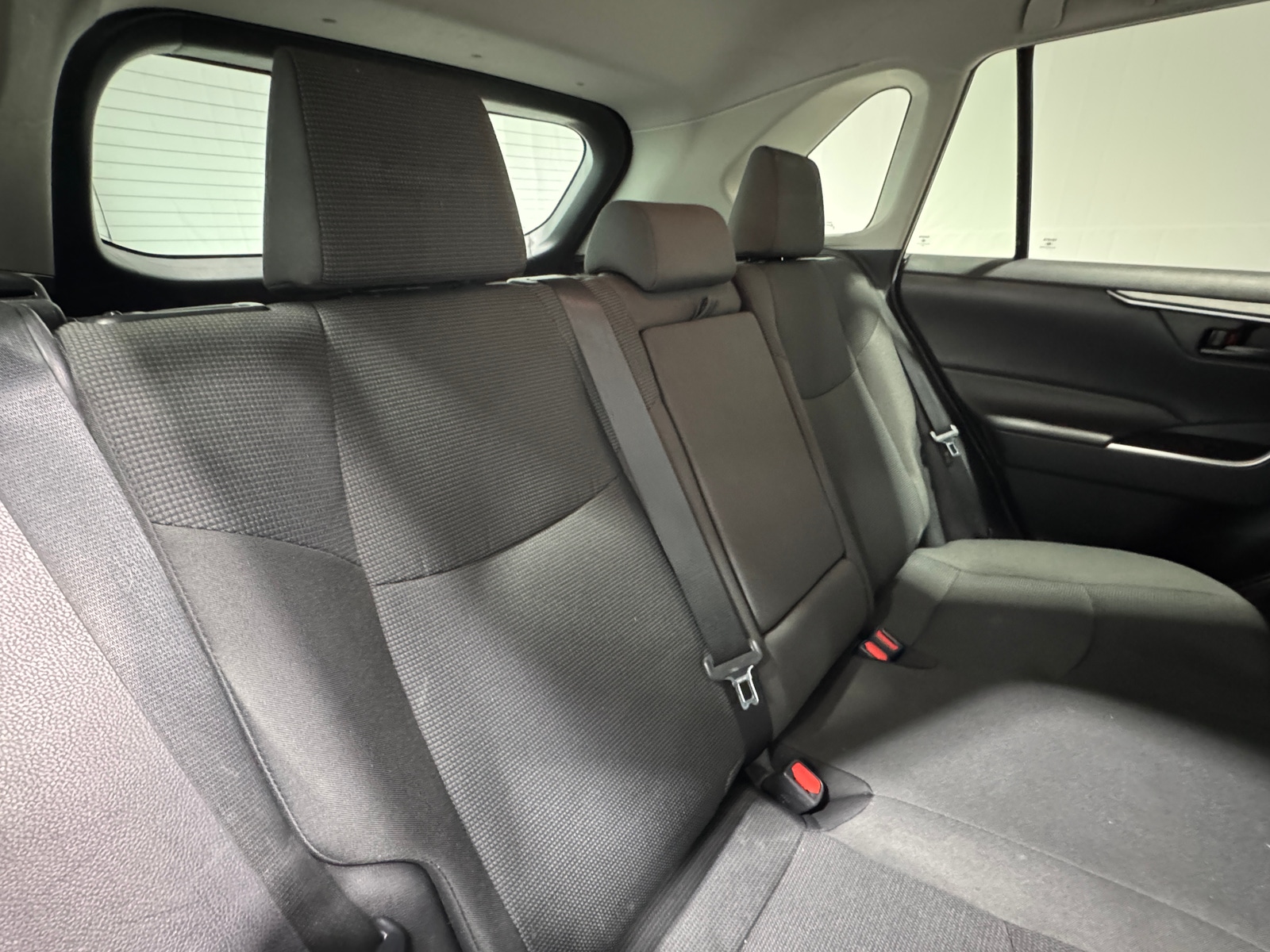 Thumbnail: 2021 Toyota RAV4 - 6