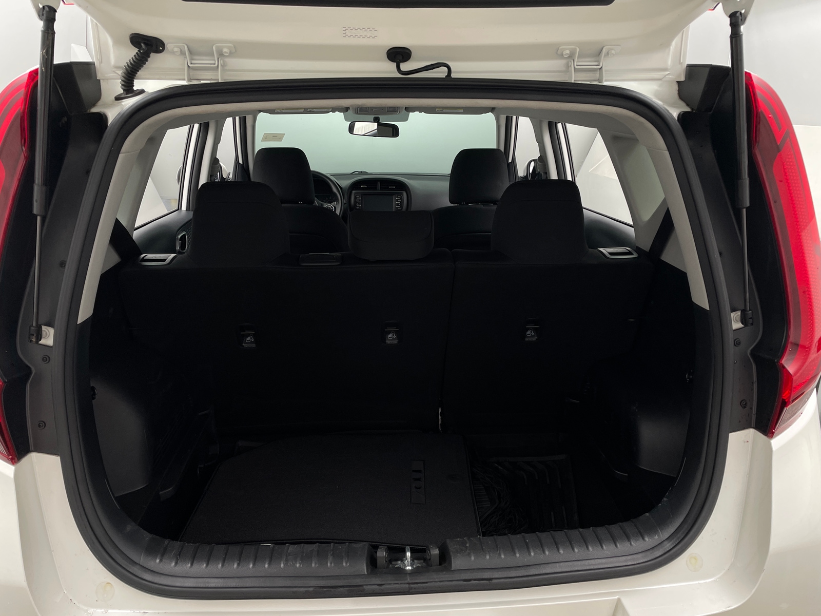 Thumbnail: 2021 Kia Soul - 7