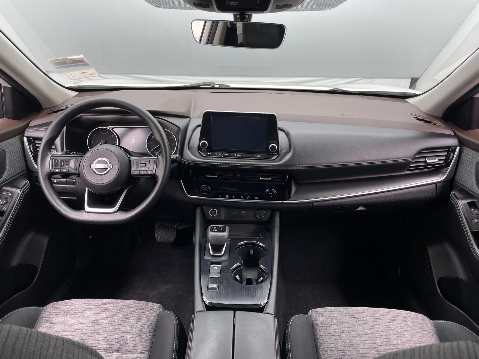 Thumbnail: 2022 Nissan Rogue - 3