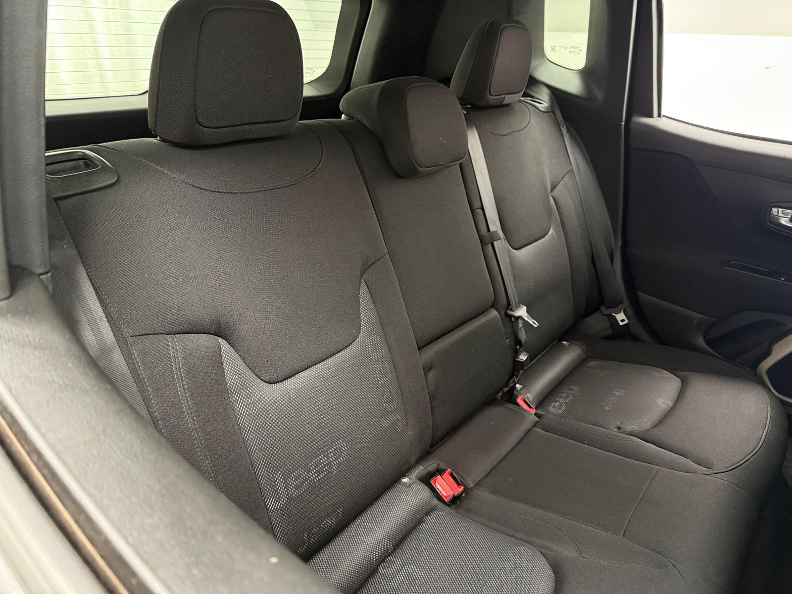 Thumbnail: 2017 Jeep Renegade - 6