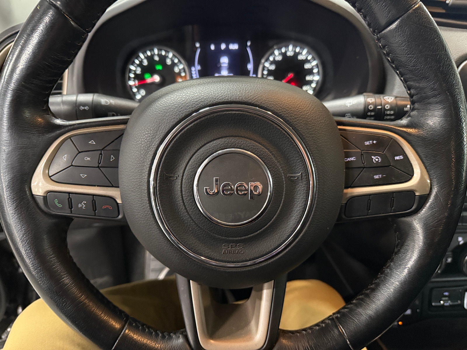 Thumbnail: 2017 Jeep Renegade - 5