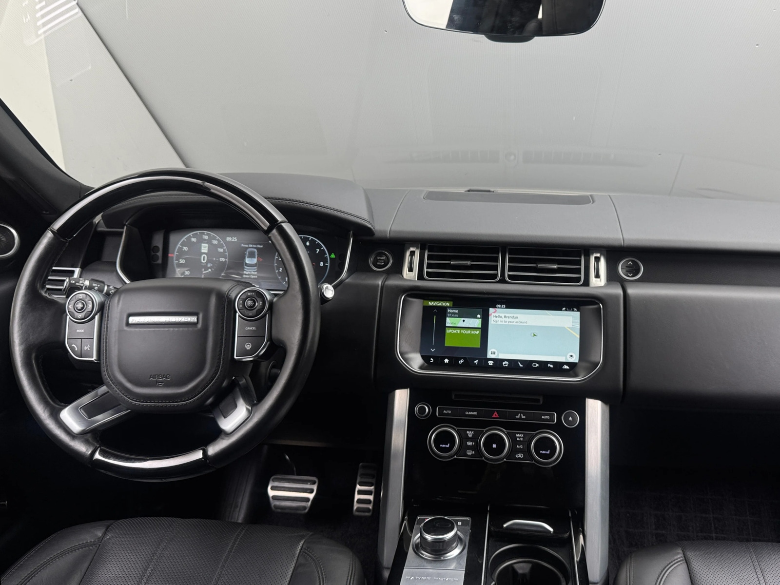 Thumbnail: 2017 Land Rover Range Rover - 2