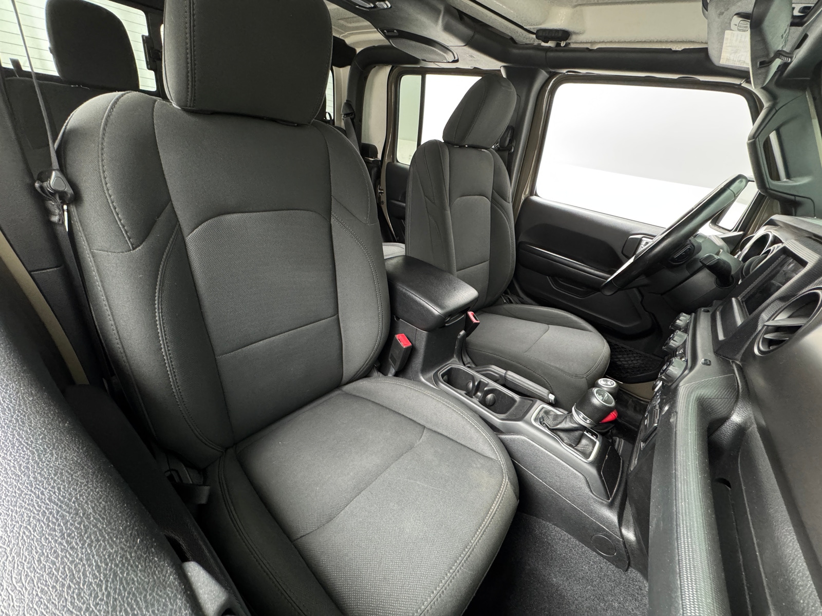 Thumbnail: 2020 Jeep Gladiator - 2