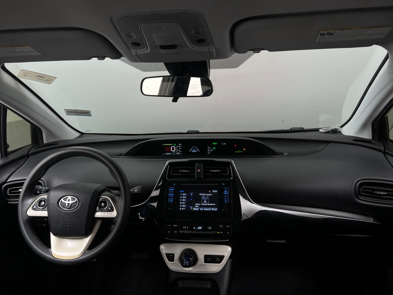 Thumbnail: 2017 Toyota Prius - 3