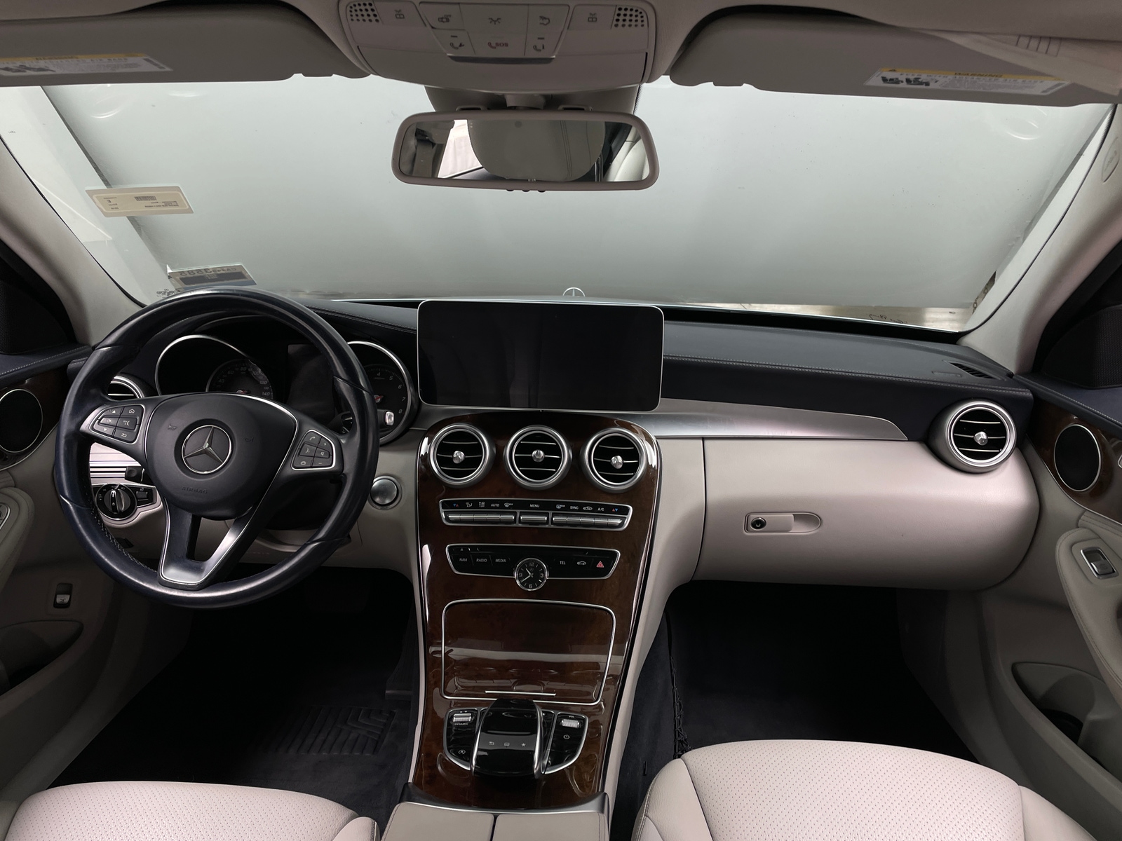 Thumbnail: 2016 Mercedes-Benz C-Class - 2