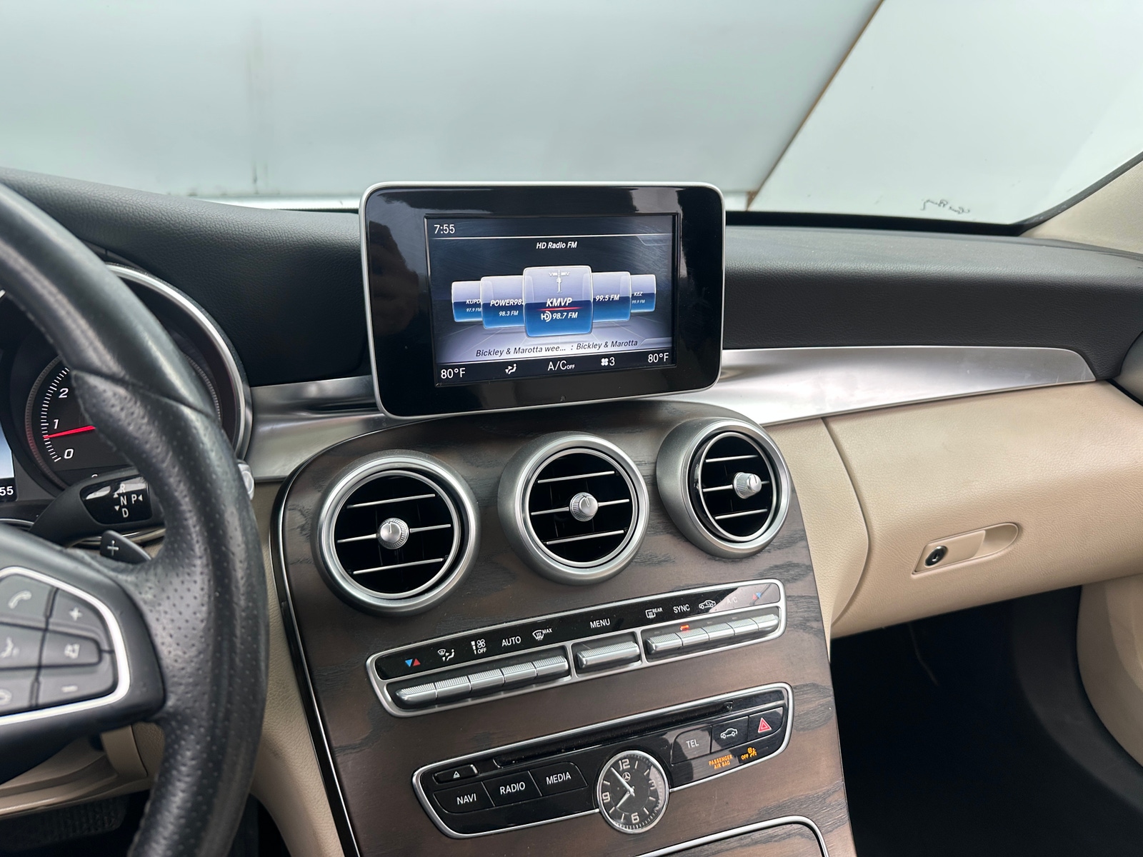 Thumbnail: 2018 Mercedes-Benz C-Class - 3