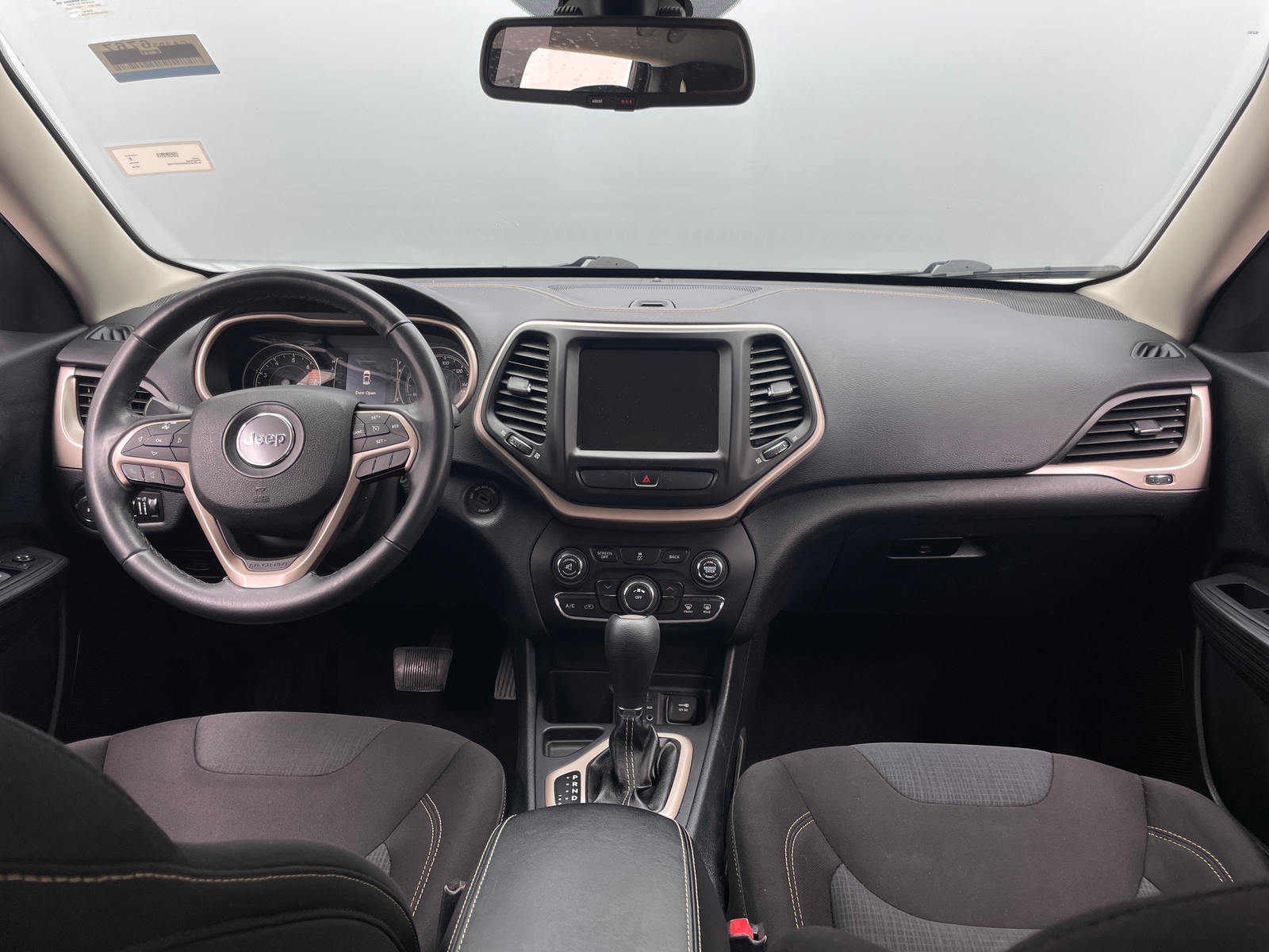 Thumbnail: 2016 Jeep Cherokee - 3