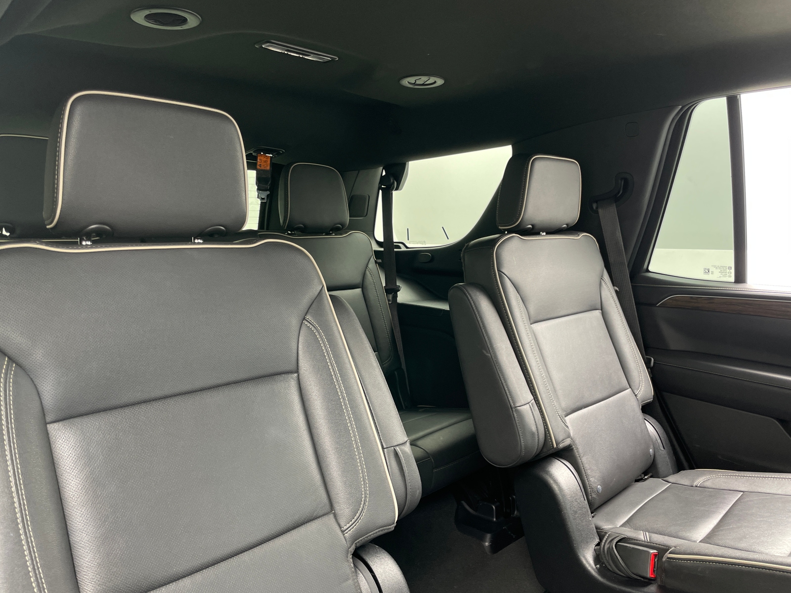 Thumbnail: 2023 Chevrolet Tahoe - 5