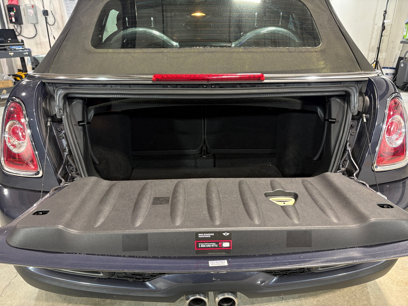 Thumbnail: 2013 MINI Cooper Convertible - 6