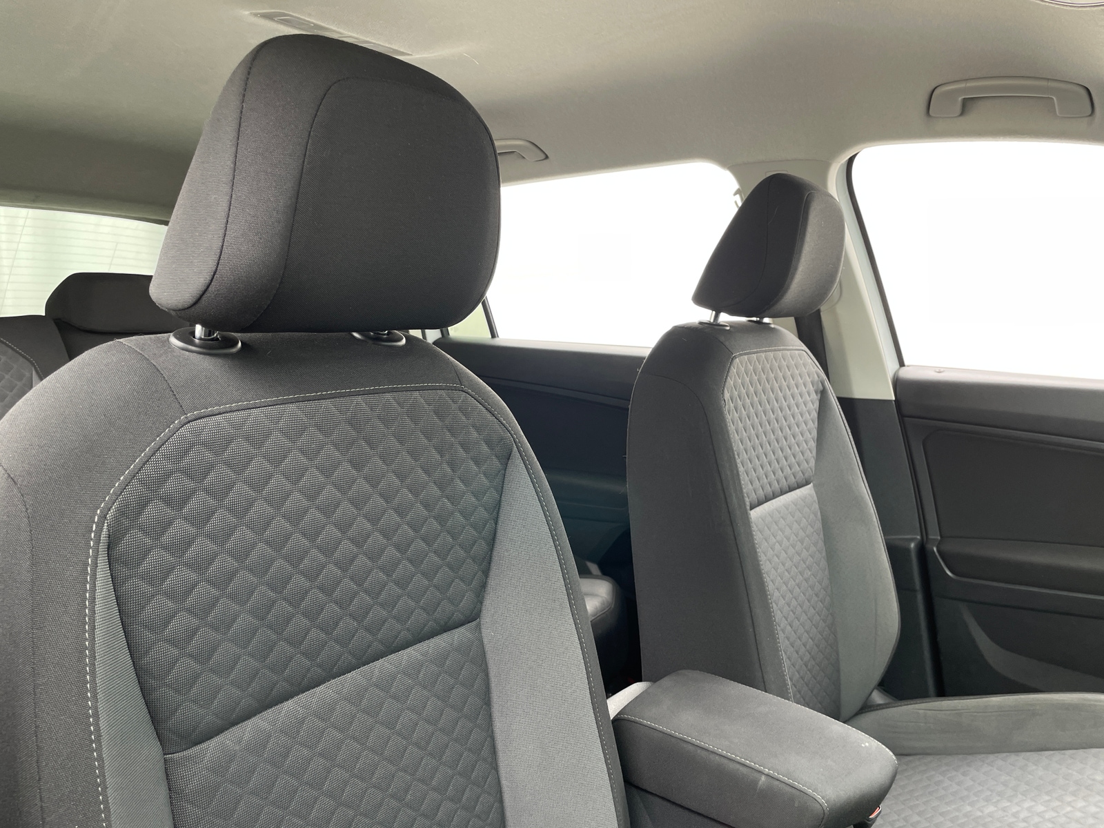 Thumbnail: 2019 Volkswagen Tiguan - 2