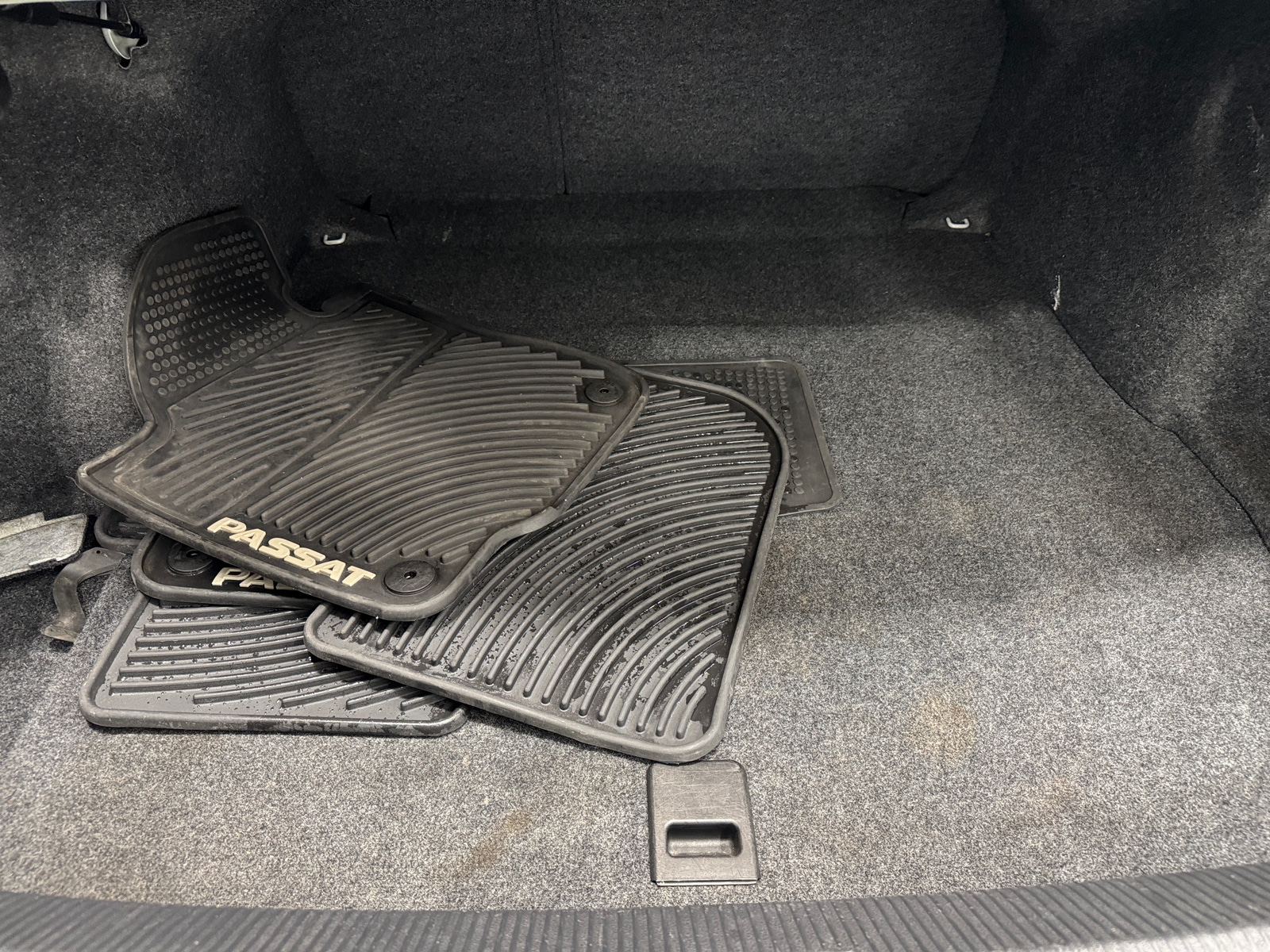 Thumbnail: 2018 Volkswagen Passat - 6