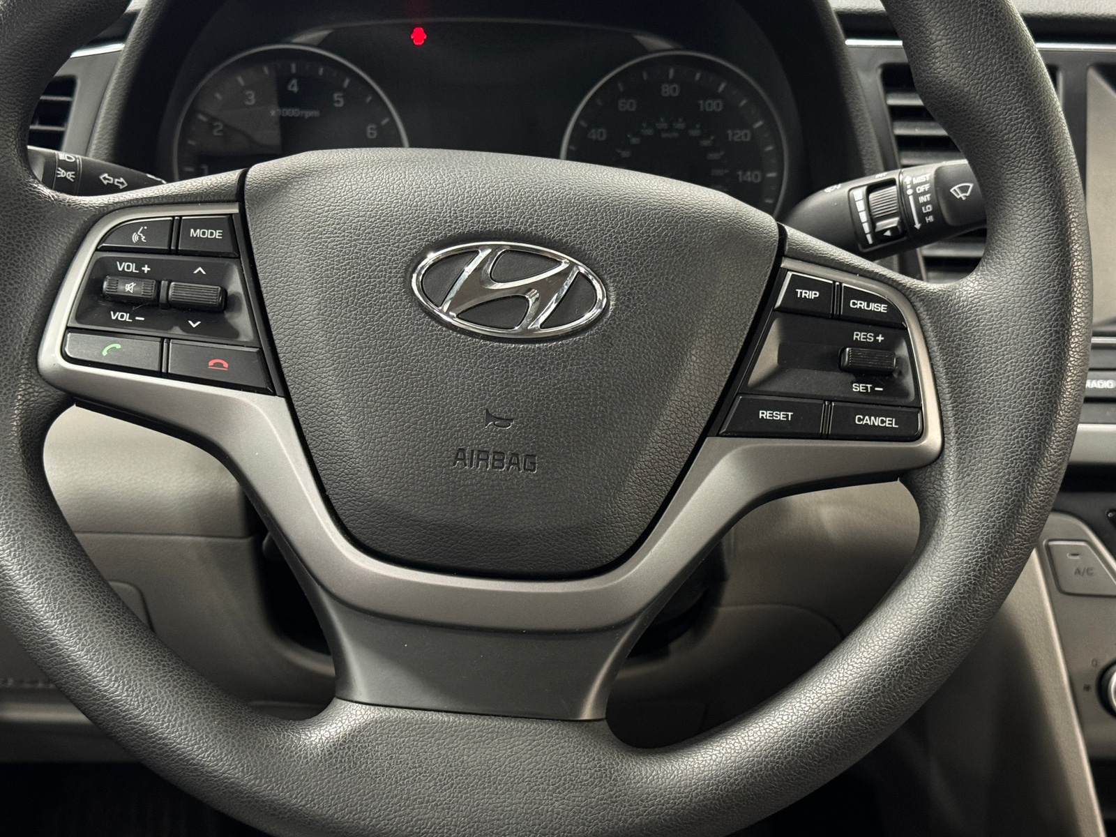 Thumbnail: 2017 Hyundai Elantra - 5