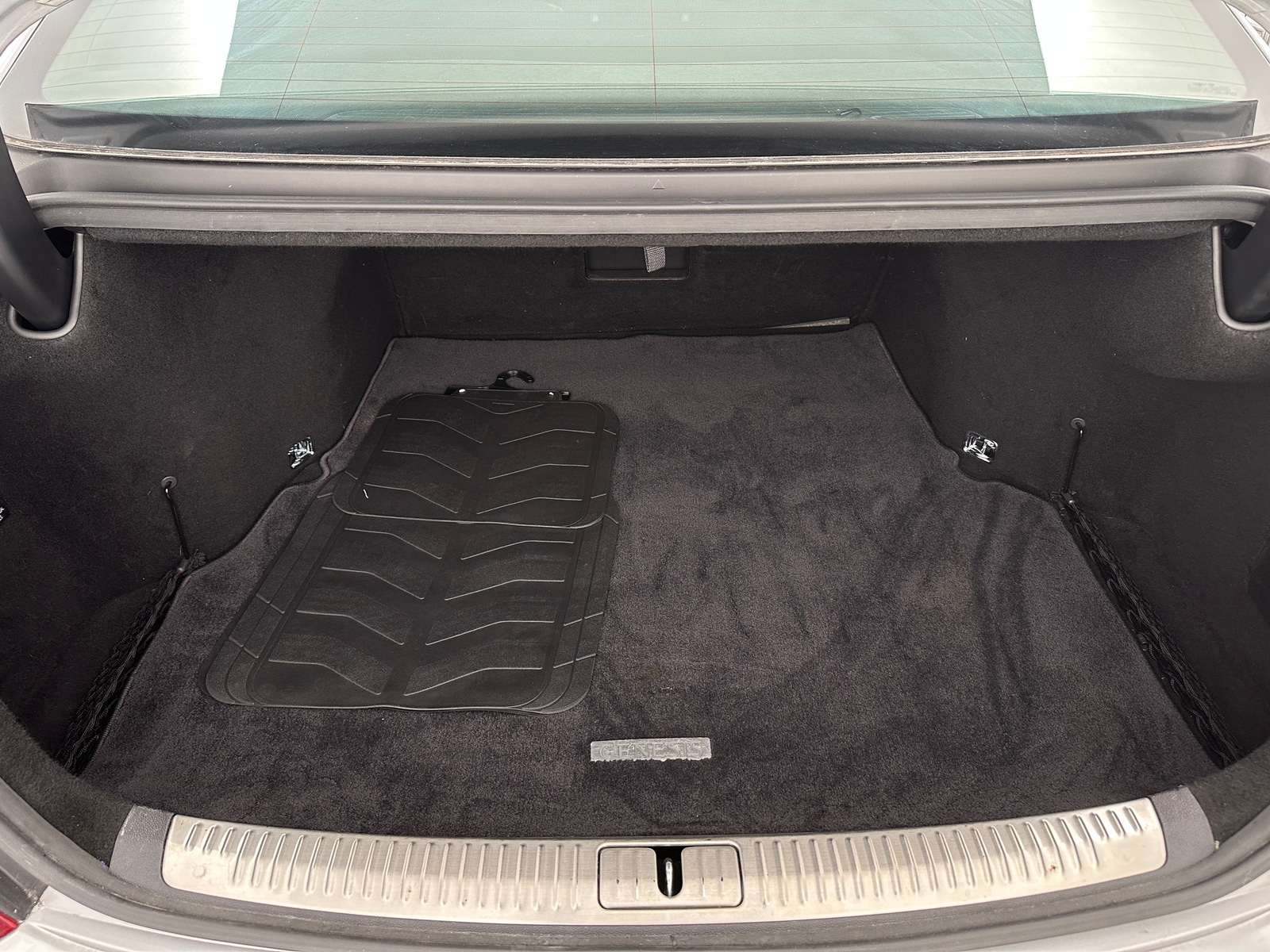 Thumbnail: 2017 Genesis G90 - 6