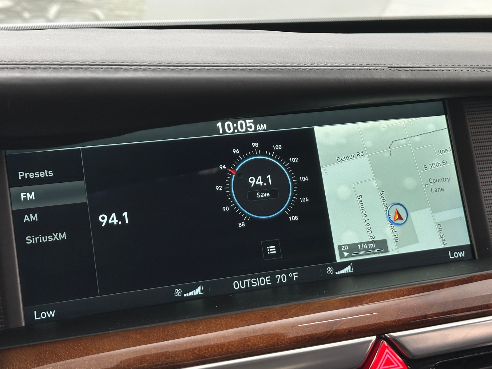 Thumbnail: 2017 Genesis G90 - 3