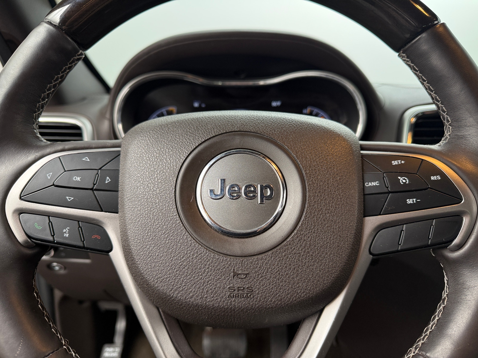 Thumbnail: 2018 Jeep Grand Cherokee - 4