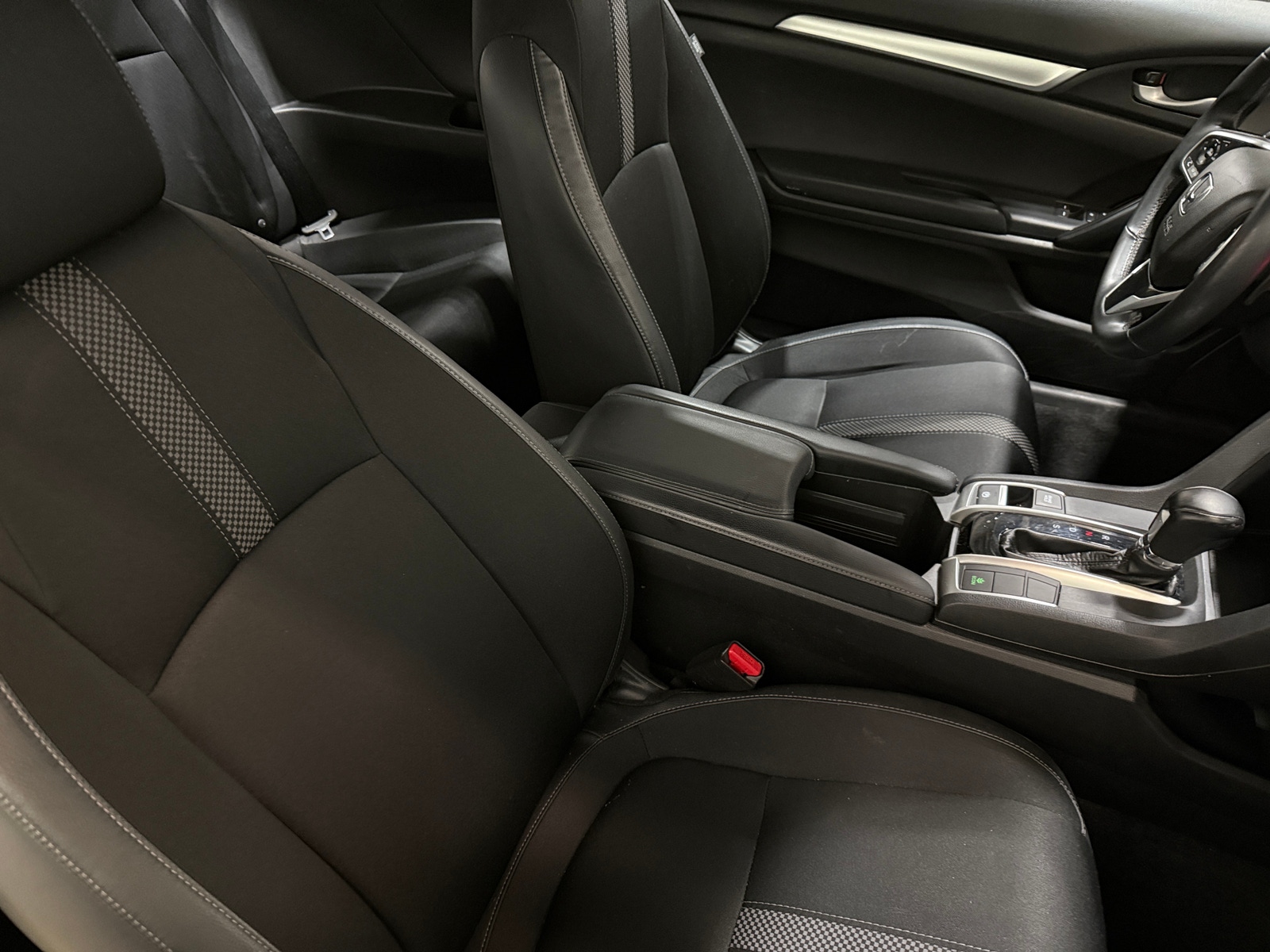 Thumbnail: 2019 Honda Civic - 2