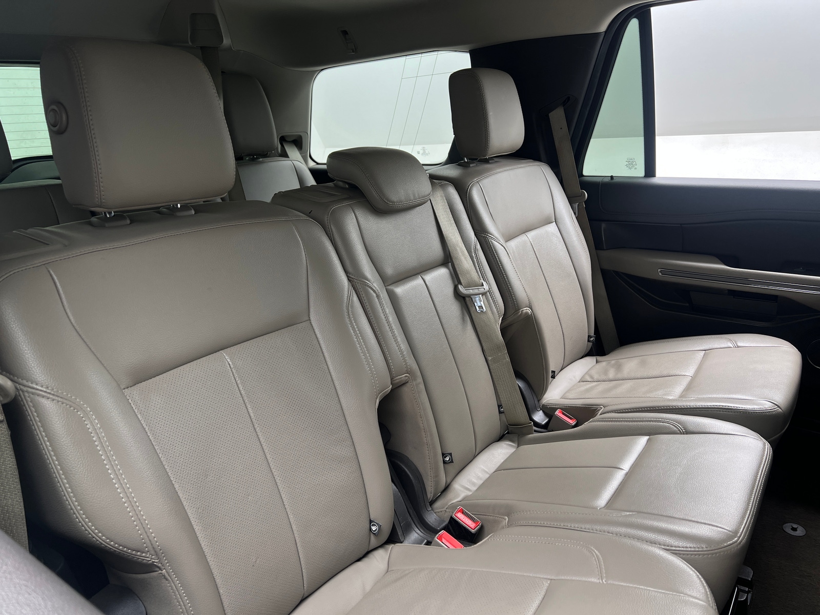 Thumbnail: 2020 Ford Expedition - 6