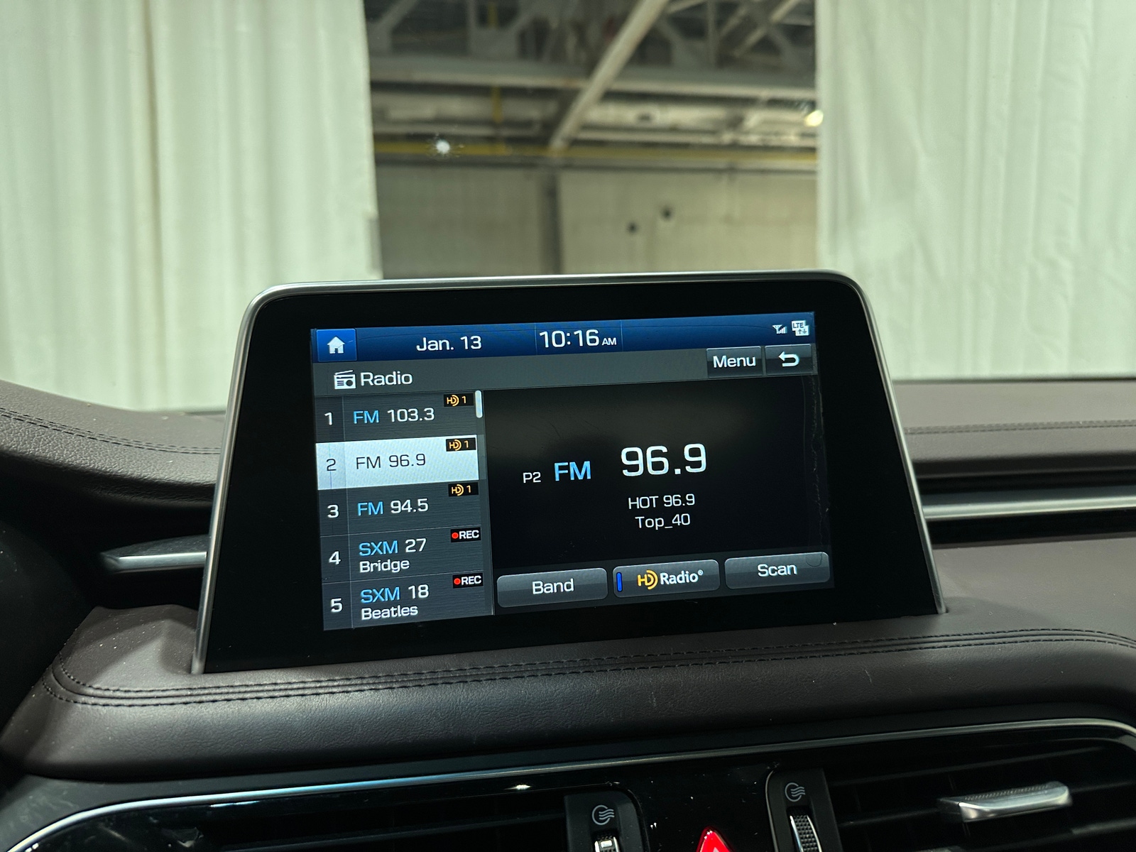 Thumbnail: 2019 Genesis G70 - 3