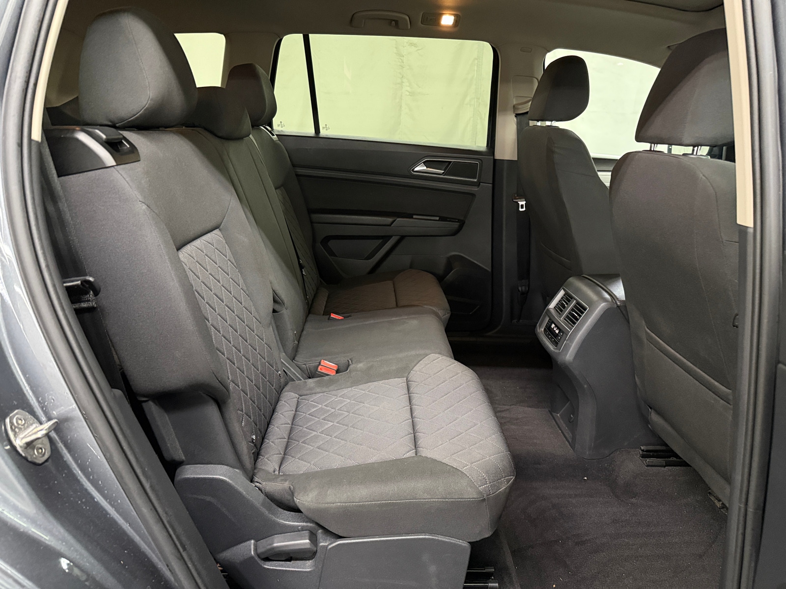 Thumbnail: 2018 Volkswagen Atlas - 6