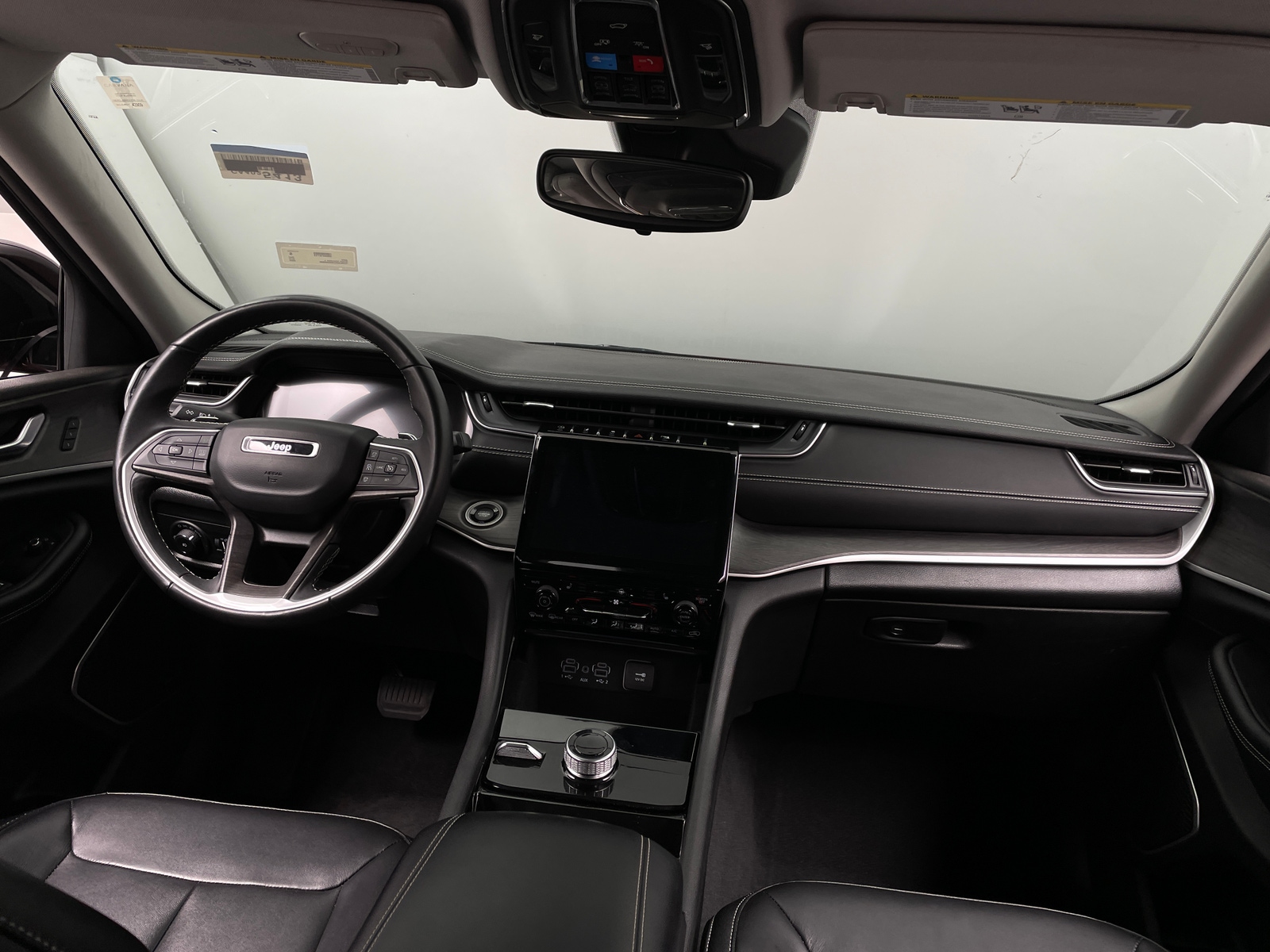 Thumbnail: 2022 Jeep Grand Cherokee L - 2