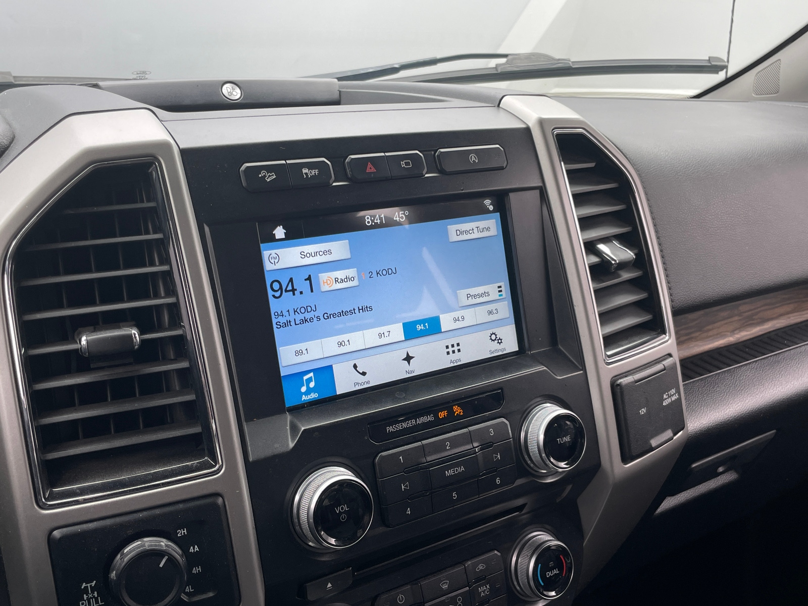 Thumbnail: 2018 Ford Econoline - 3