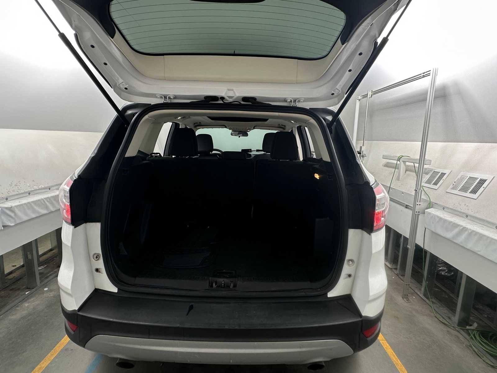 Thumbnail: 2018 Ford Escape - 7