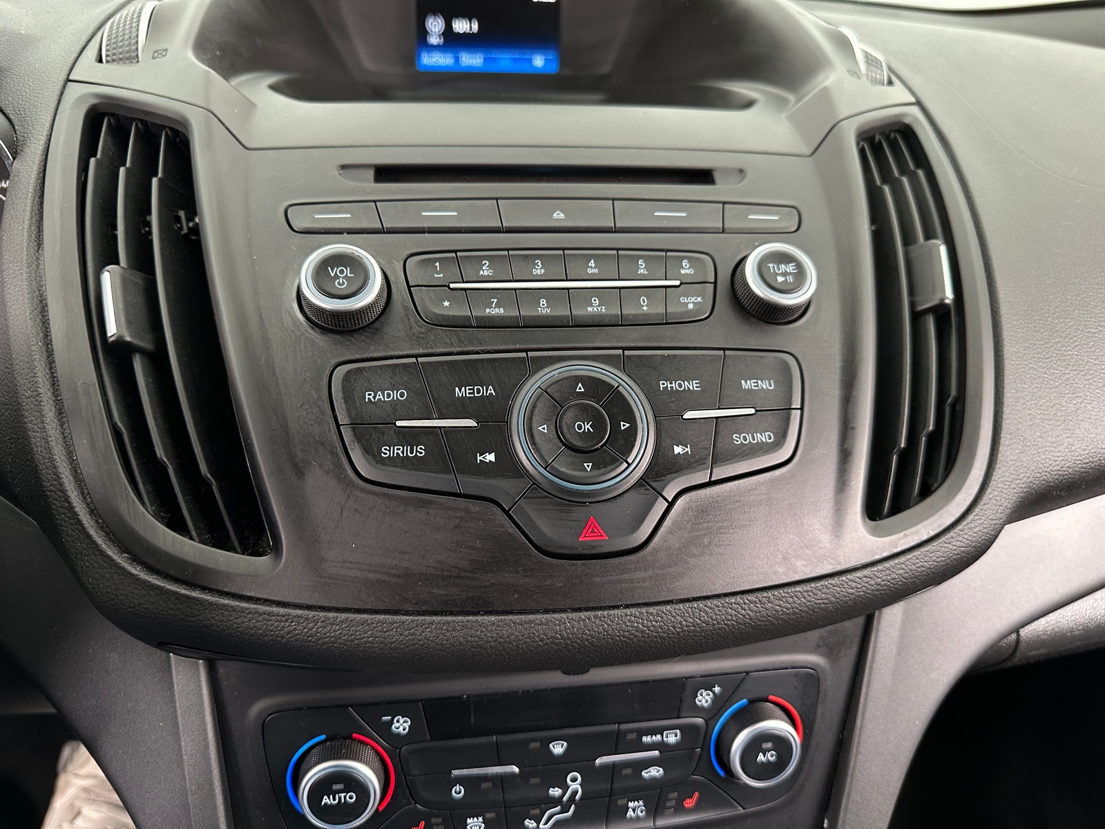 Thumbnail: 2018 Ford Escape - 4