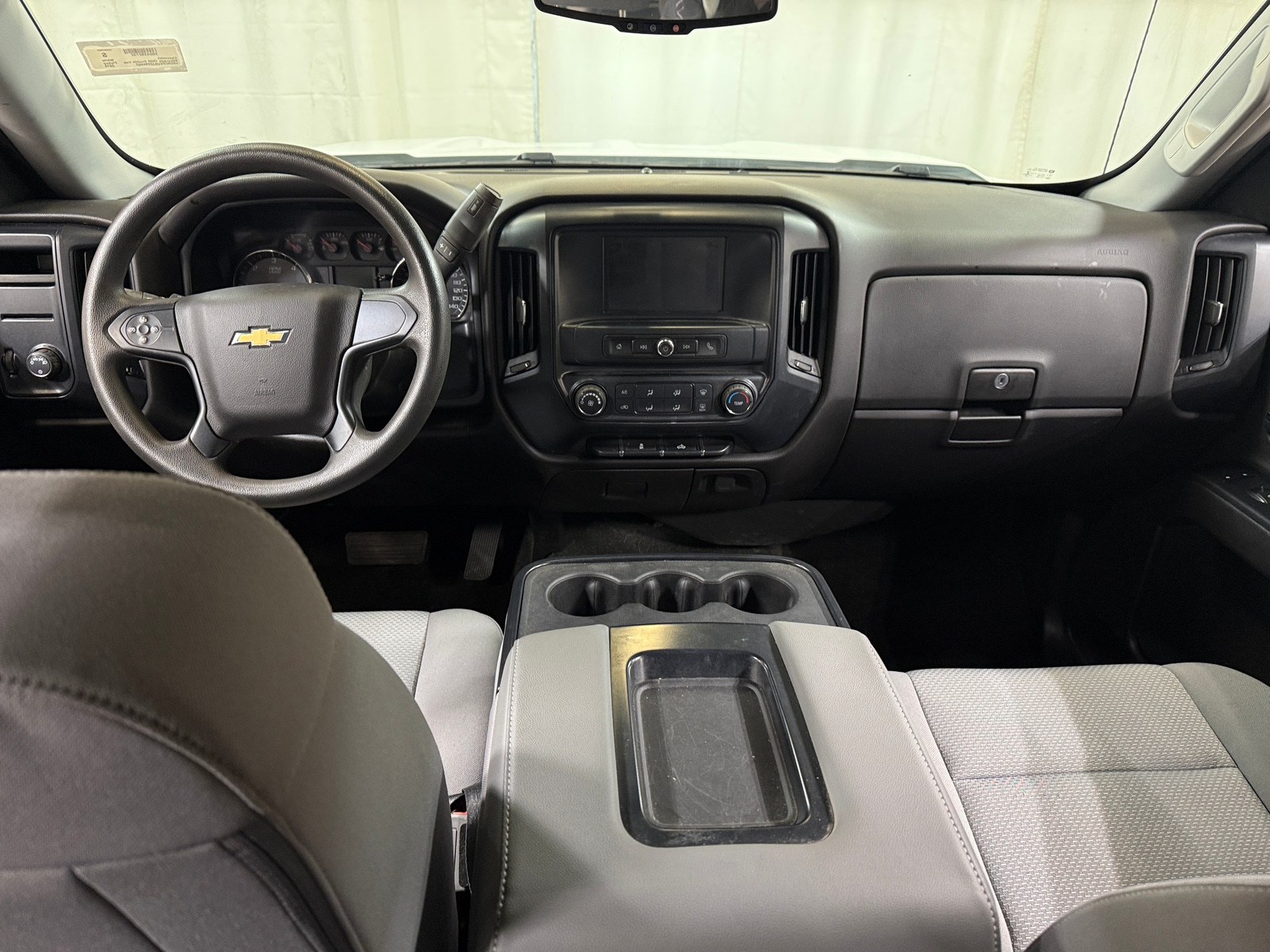 Thumbnail: 2018 Chevrolet Silverado 1500 - 3