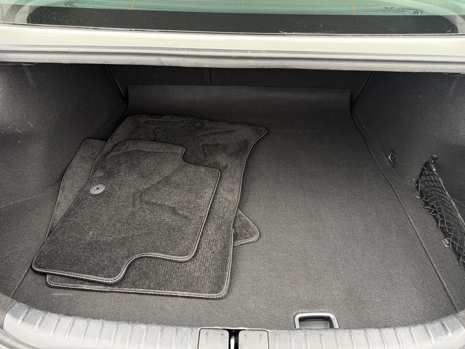 Thumbnail: 2025 Genesis G70 - 6