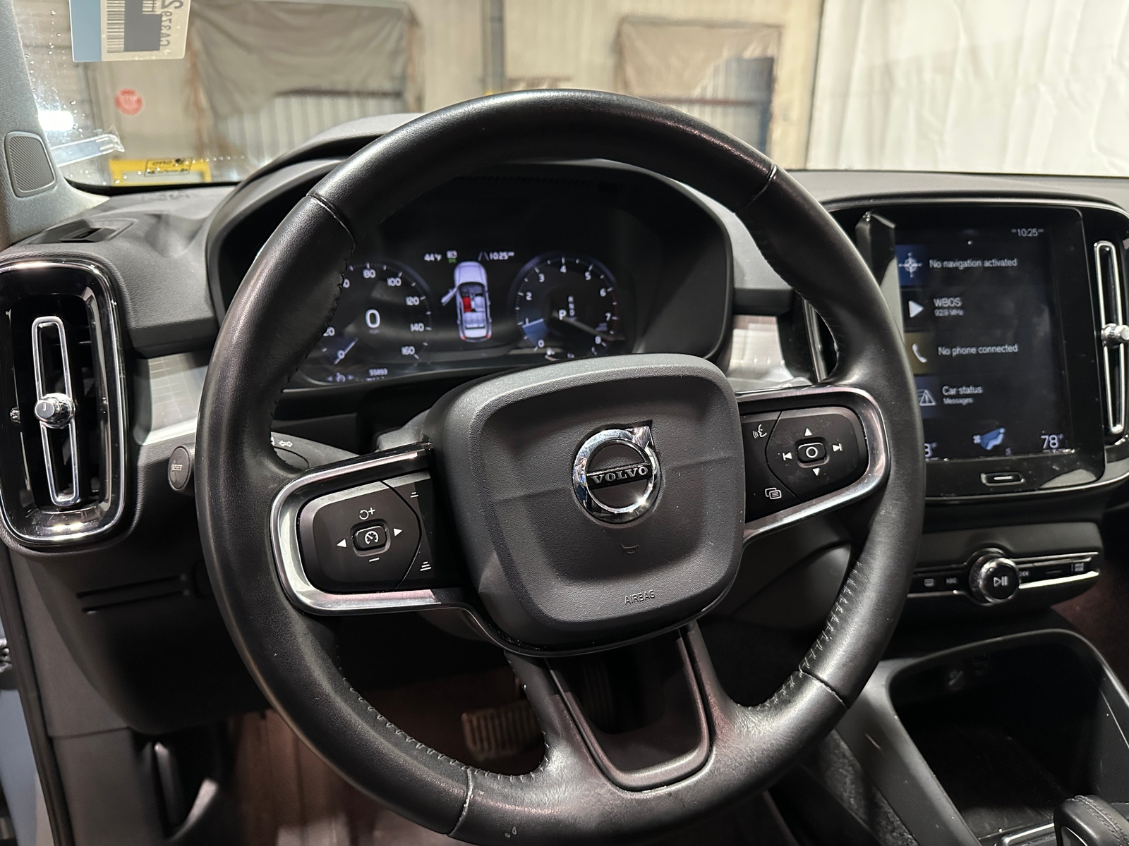 Thumbnail: 2020 Volvo XC40 - 5